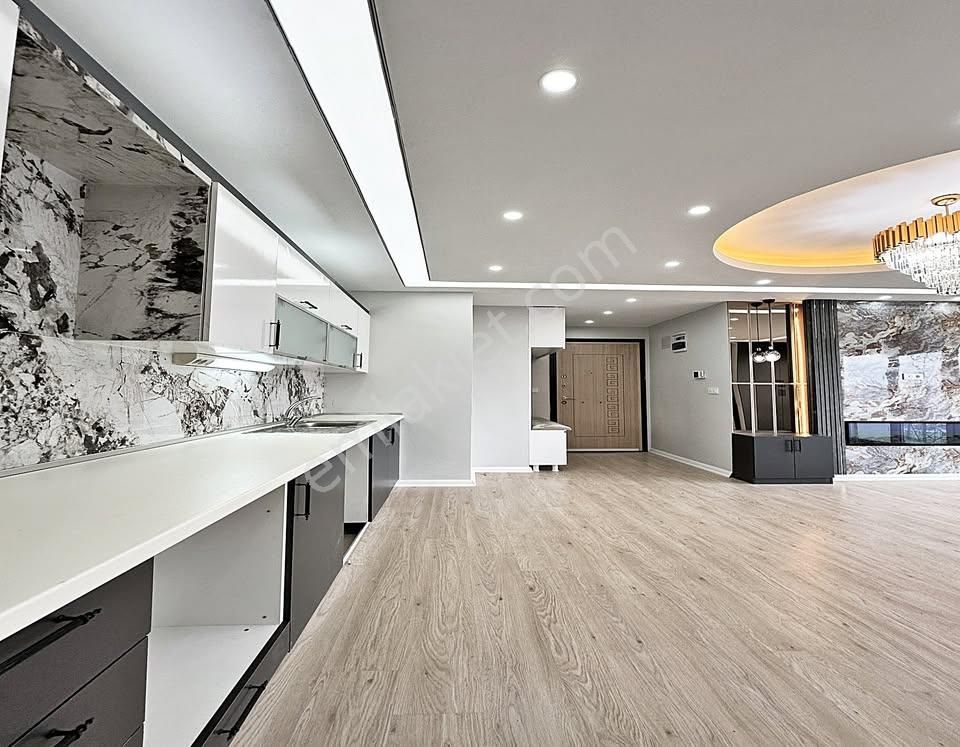 Alyans Life İnşaat'tan Site İçerisinde Geniş Ferah Daire - Görsel 4