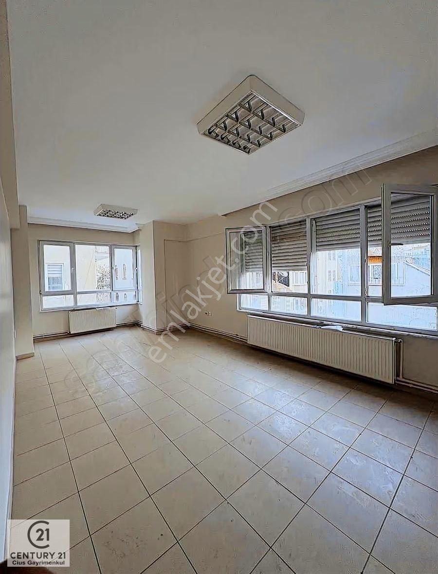 C21 Cius ; Şehrin Kalbinde Dükkan Üstü Kiralık Ofis - Görsel 10