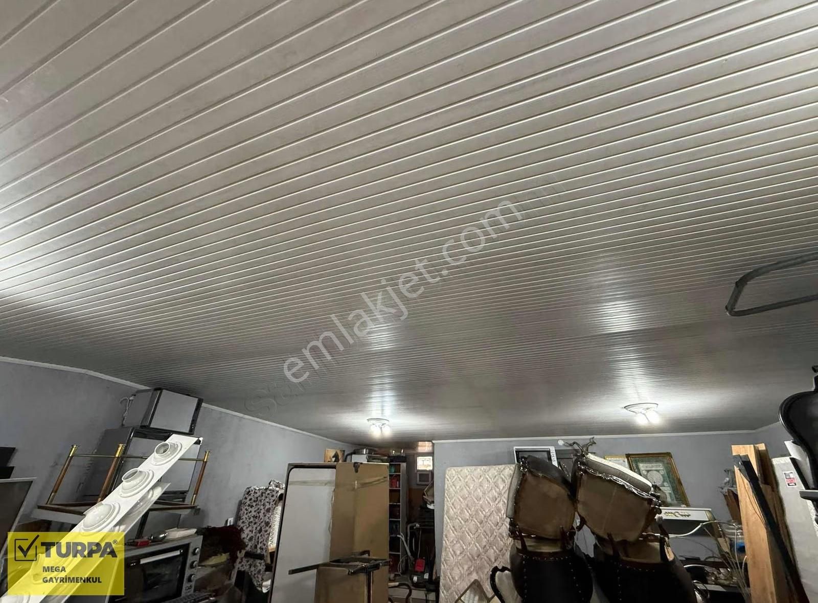 Bayraklı Gümüşpala Çarşı İçinde 80 M2 Kiralık İşyeri - Görsel 3