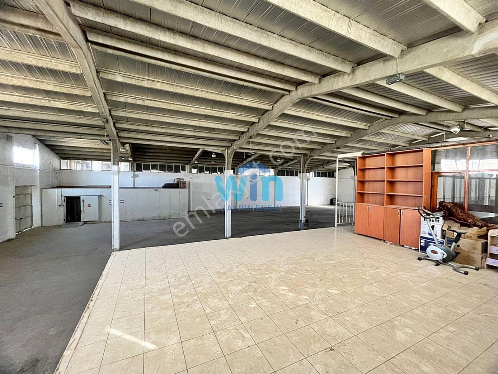 Win Gayrimenkul'den Silifke'de Kiralık Antrepo-depo - Görsel 6