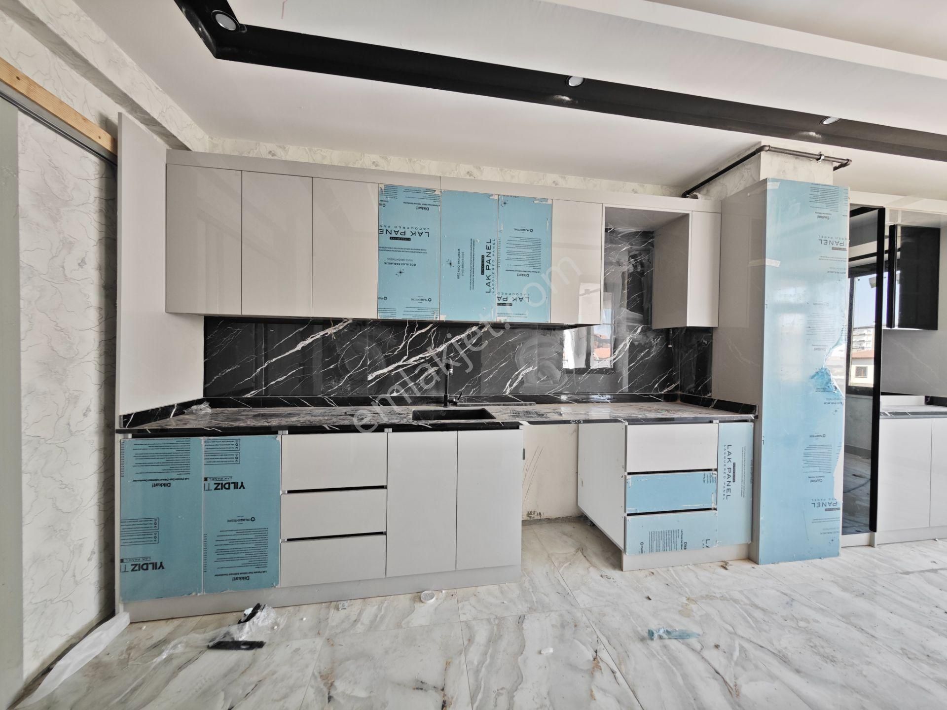 "kutlardan Abdülhamithanda A+plus 3,5+1 Lüks Daire "... - Görsel 2