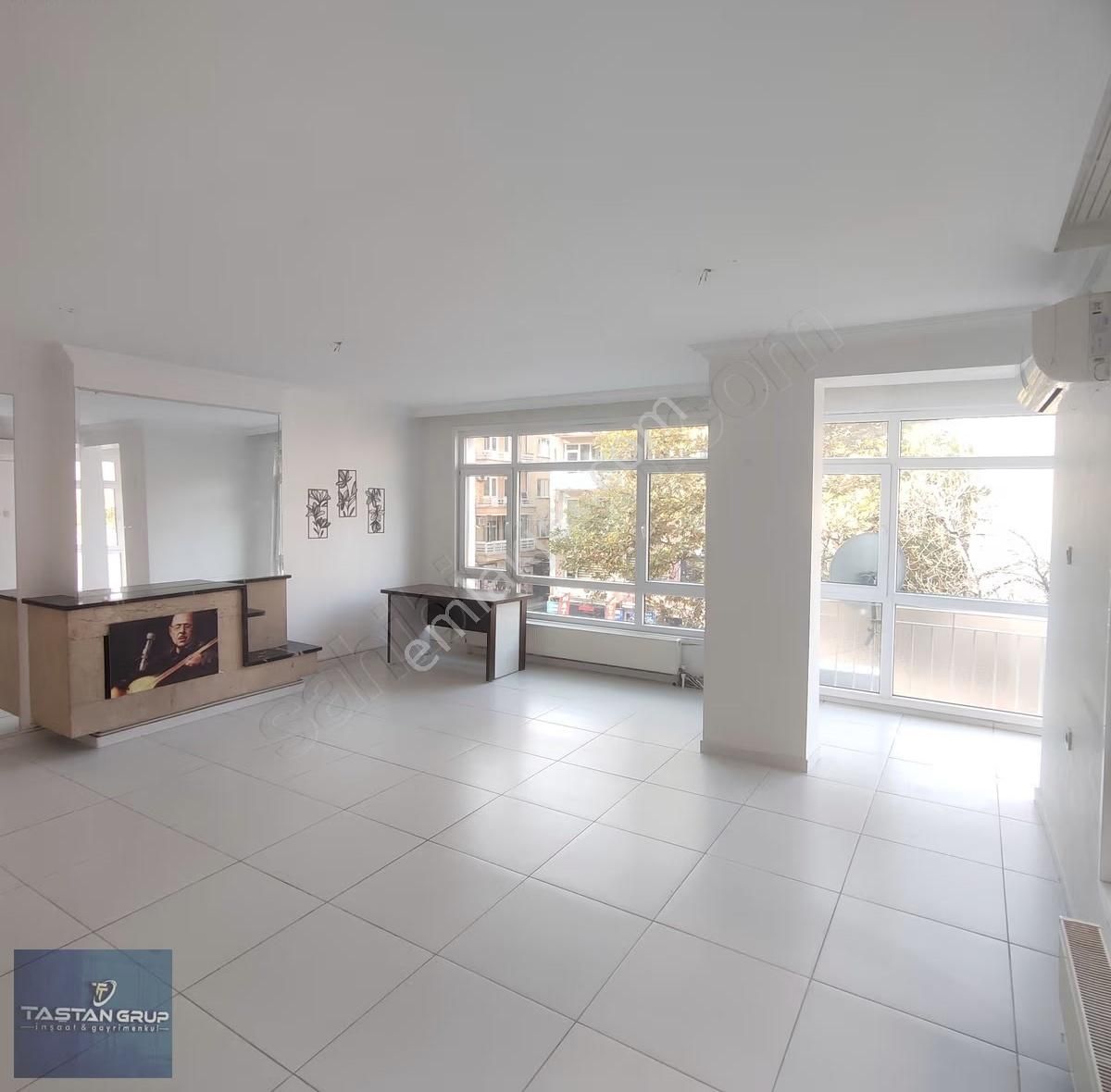 Selanik Caddesi Üzerinde Ara Kat 140 M² Kiralık Ofis/iş Yeri - Görsel 14