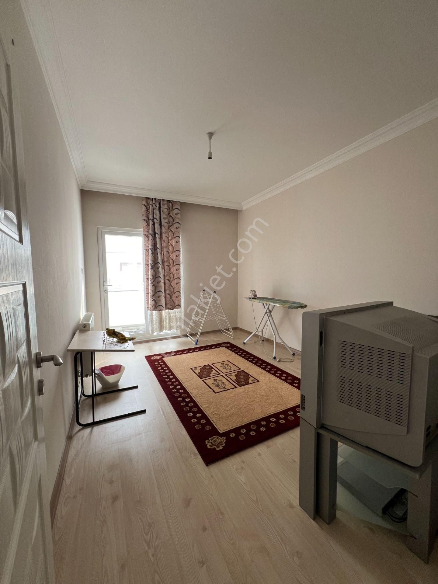 Bursa Yıldırım Millet Mh,de Ful Eşyalı Site İçi Kiralık 2+1 90m2 Daire - Görsel 2