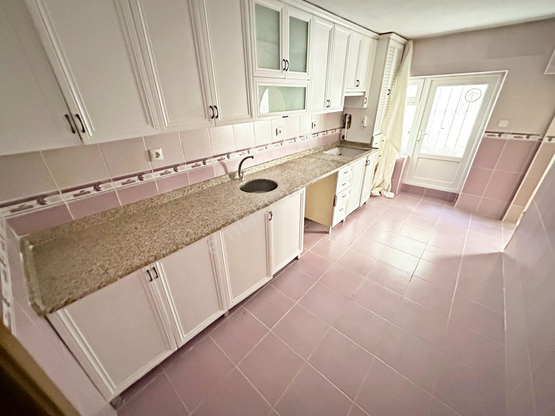 A.eğlence Meşeli Sokak Yapılı 3+1 Özel Bahçe Çıkışlı Mantolamalı - Görsel 22