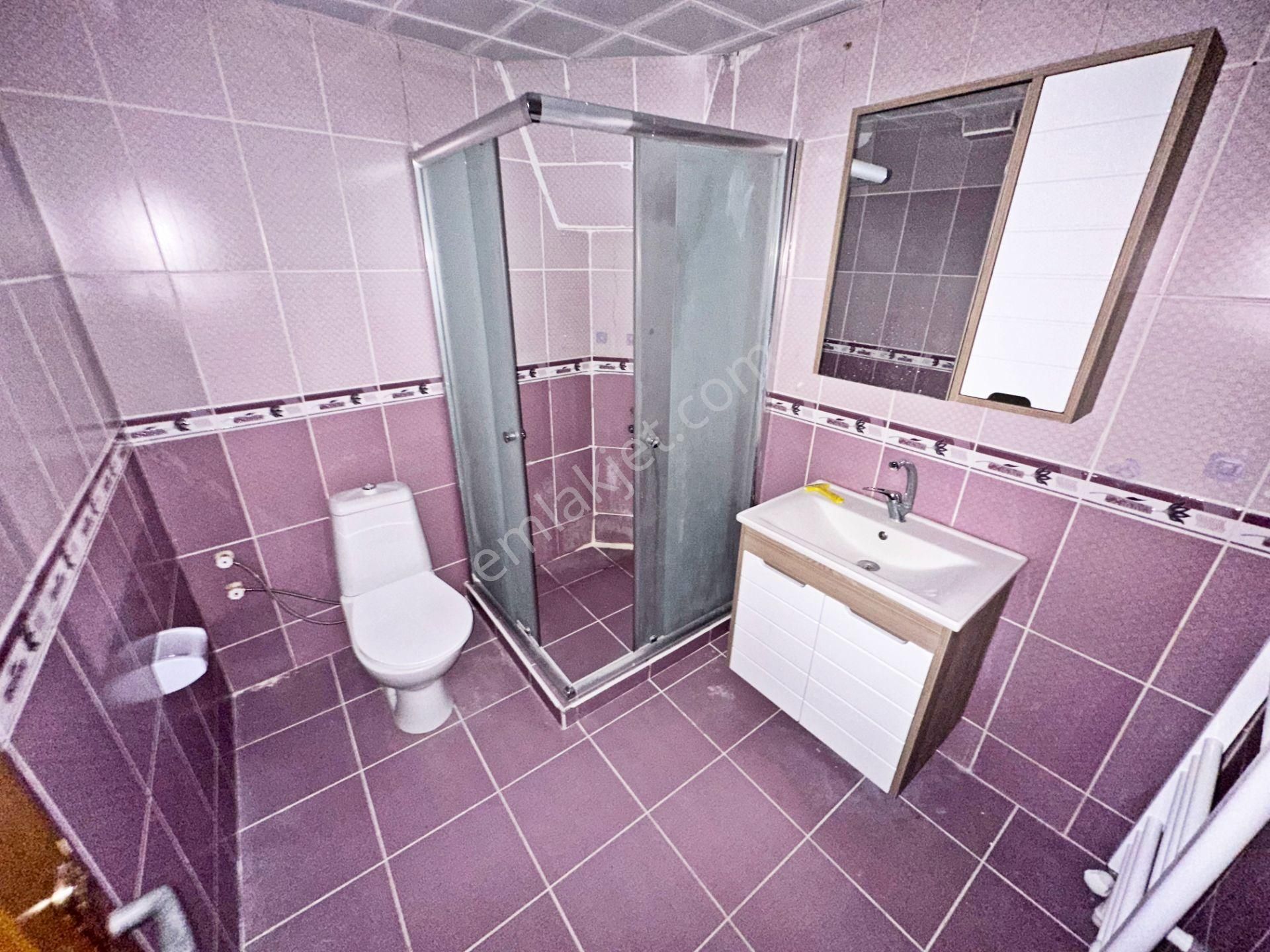 A.eğlence Meşeli Sokak Yapılı 3+1 Özel Bahçe Çıkışlı Mantolamalı - Görsel 26