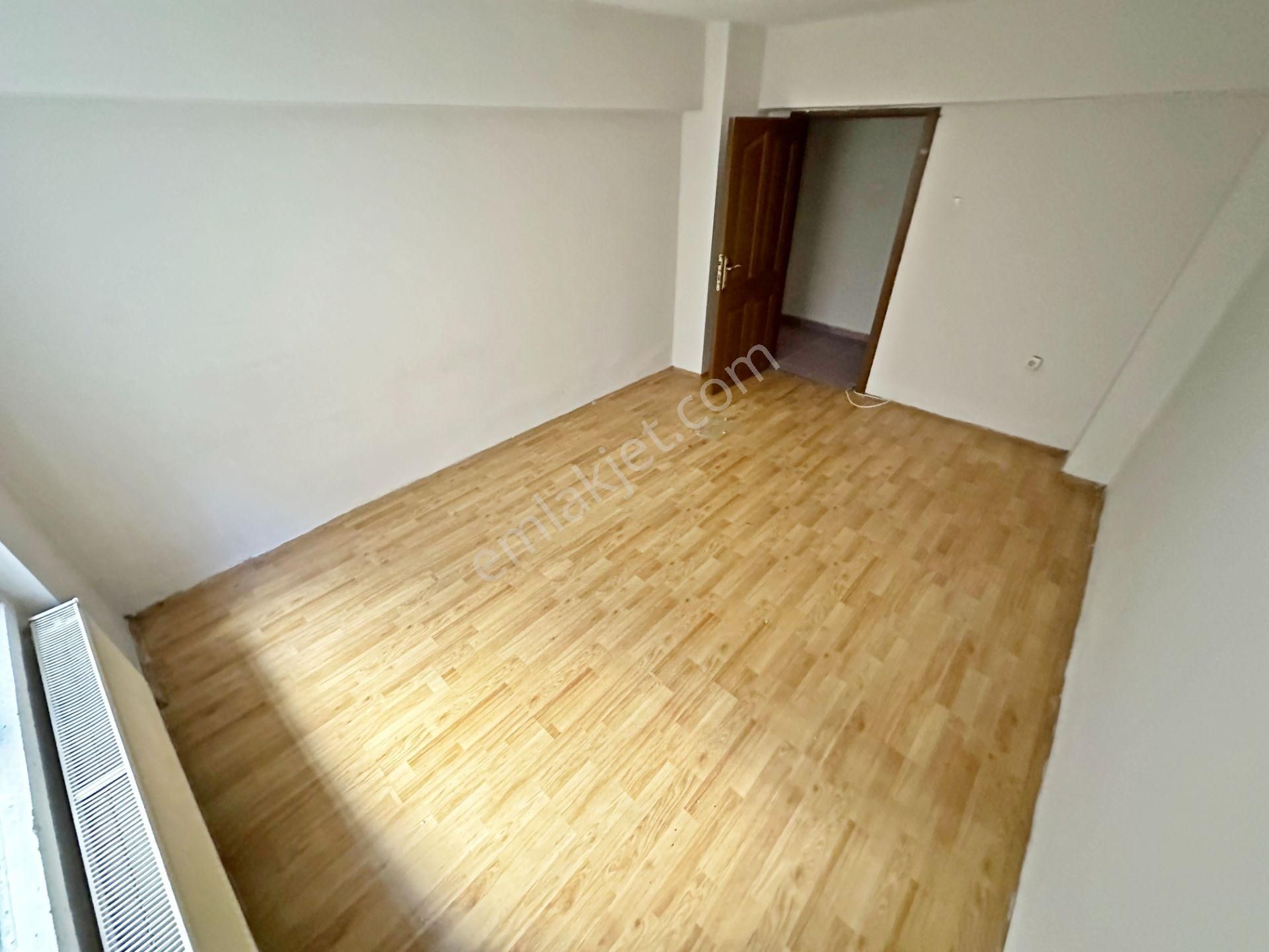 A.eğlence Meşeli Sokak Yapılı 3+1 Özel Bahçe Çıkışlı Mantolamalı - Görsel 32