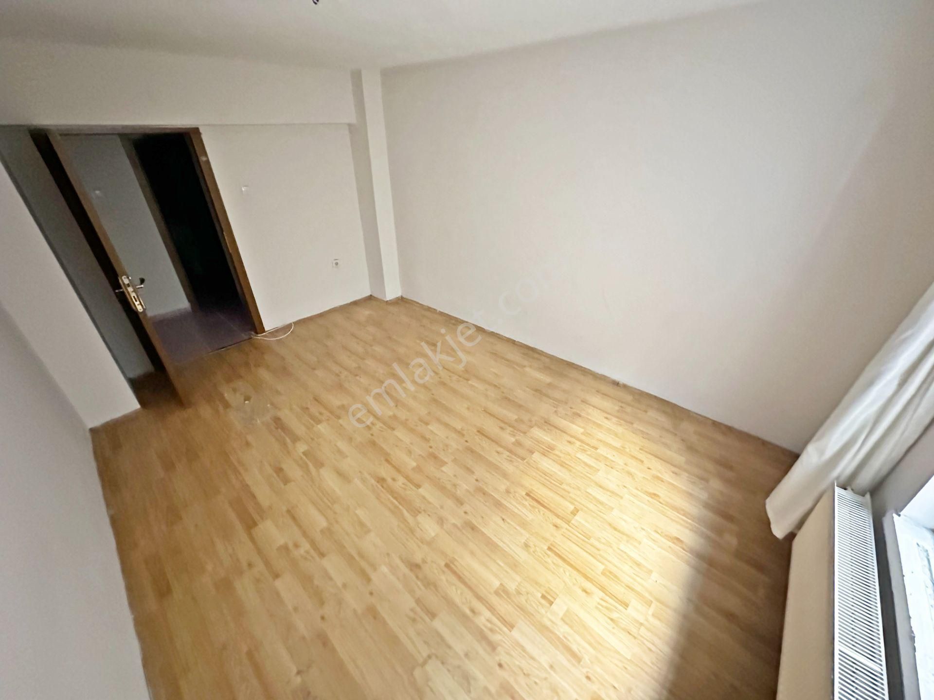 A.eğlence Meşeli Sokak Yapılı 3+1 Özel Bahçe Çıkışlı Mantolamalı - Görsel 33