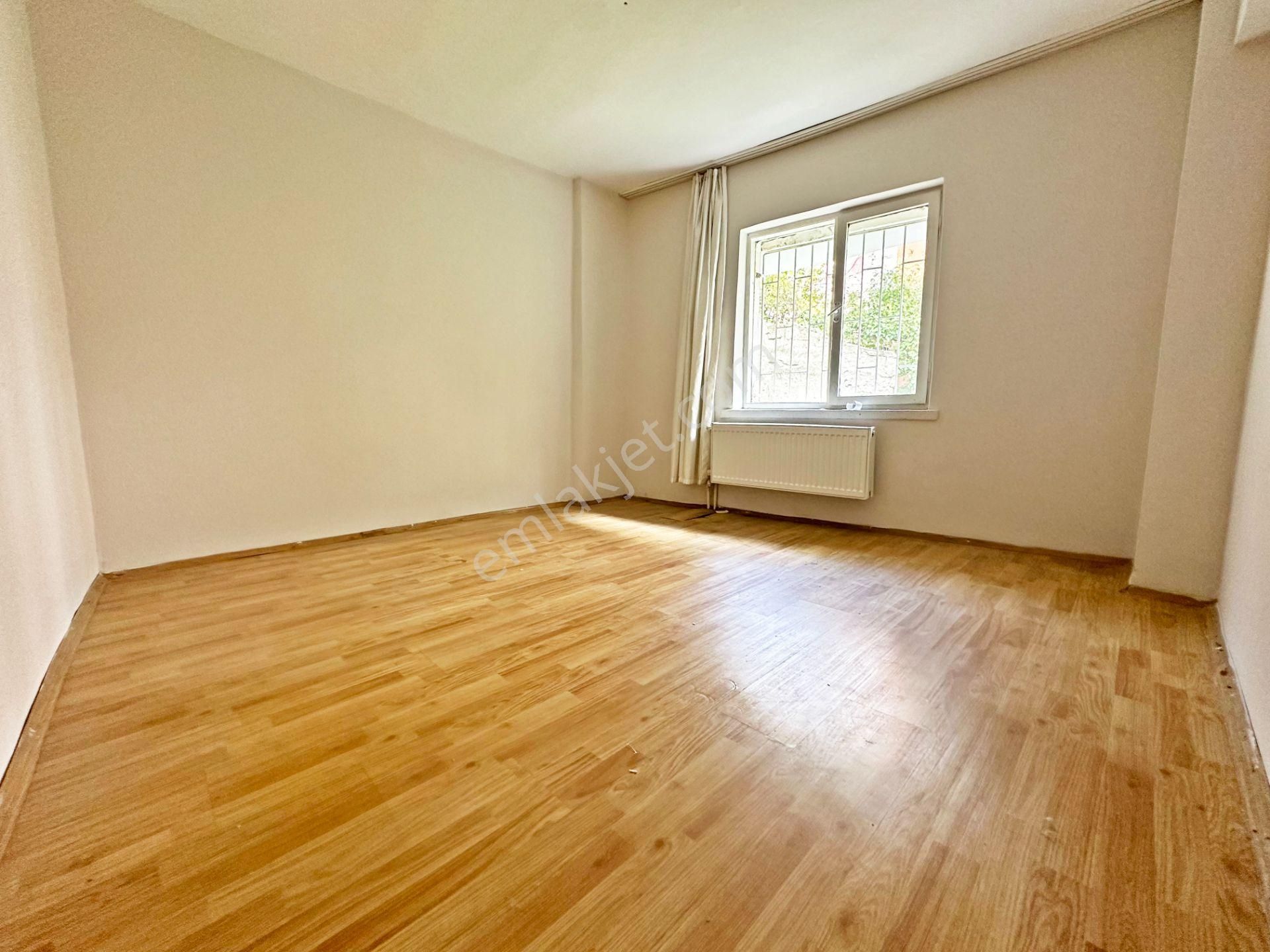 A.eğlence Meşeli Sokak Yapılı 3+1 Özel Bahçe Çıkışlı Mantolamalı - Görsel 9