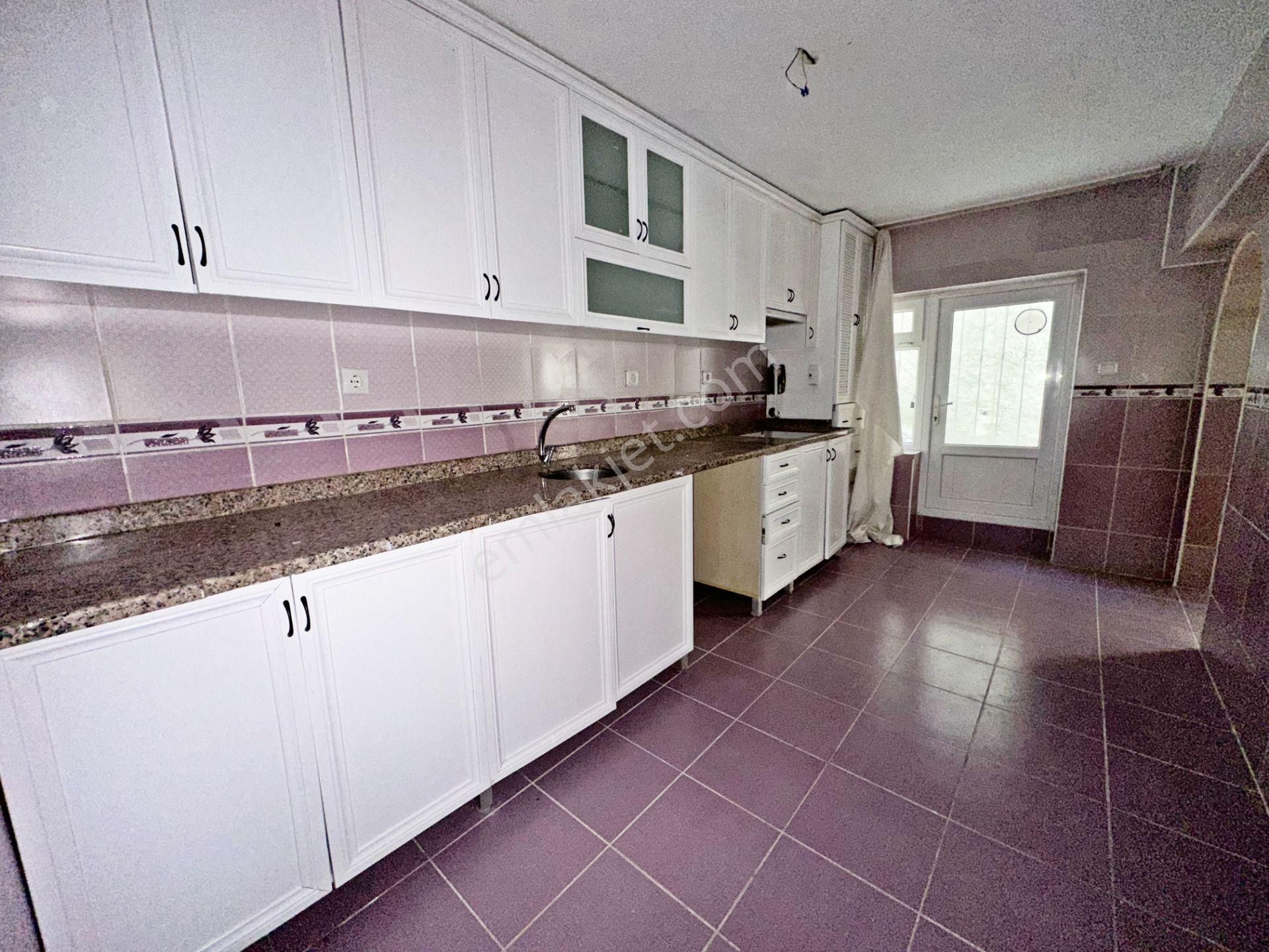 A.eğlence Meşeli Sokak Yapılı 3+1 Özel Bahçe Çıkışlı Mantolamalı - Görsel 24