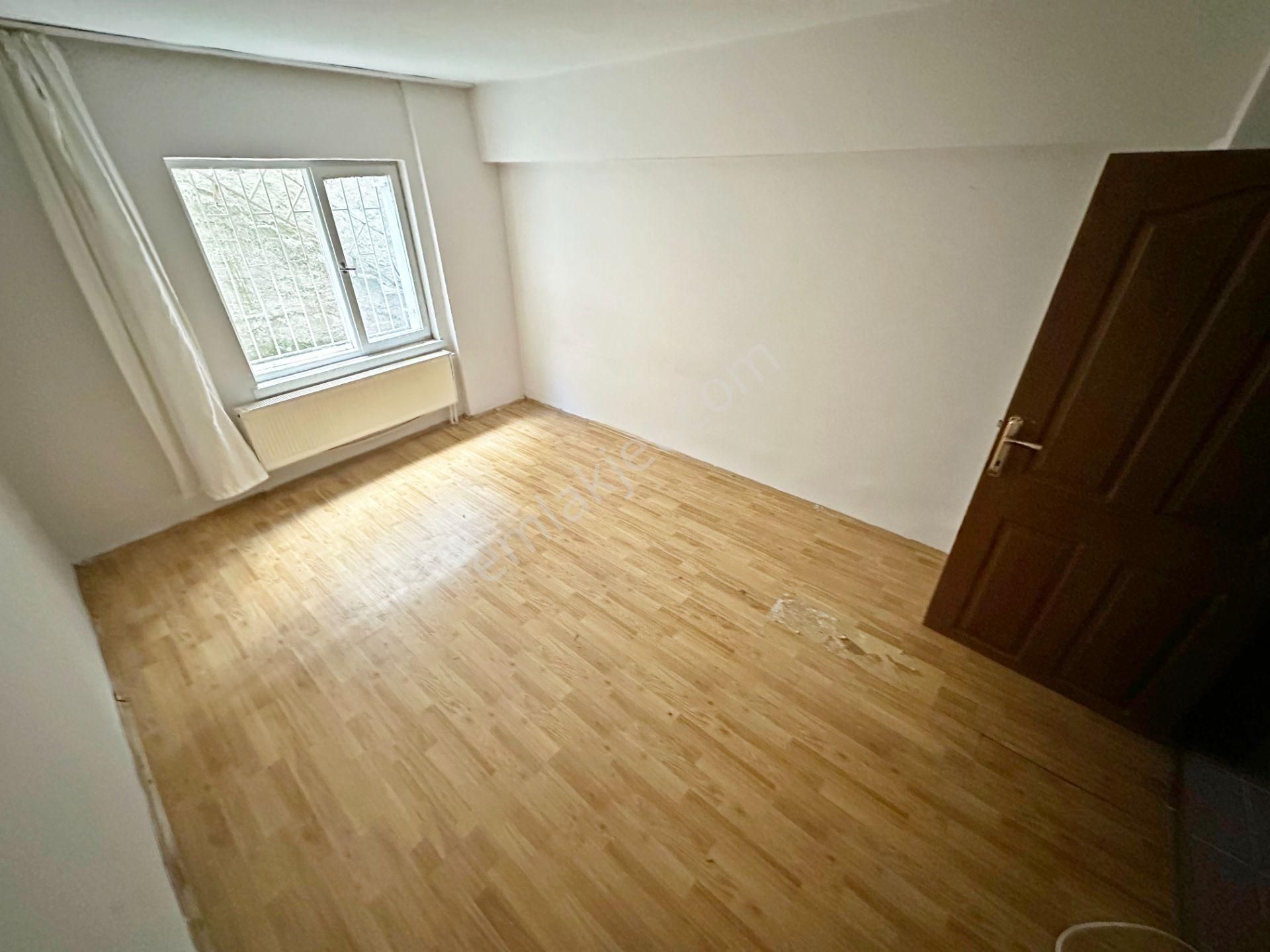 A.eğlence Meşeli Sokak Yapılı 3+1 Özel Bahçe Çıkışlı Mantolamalı - Görsel 31