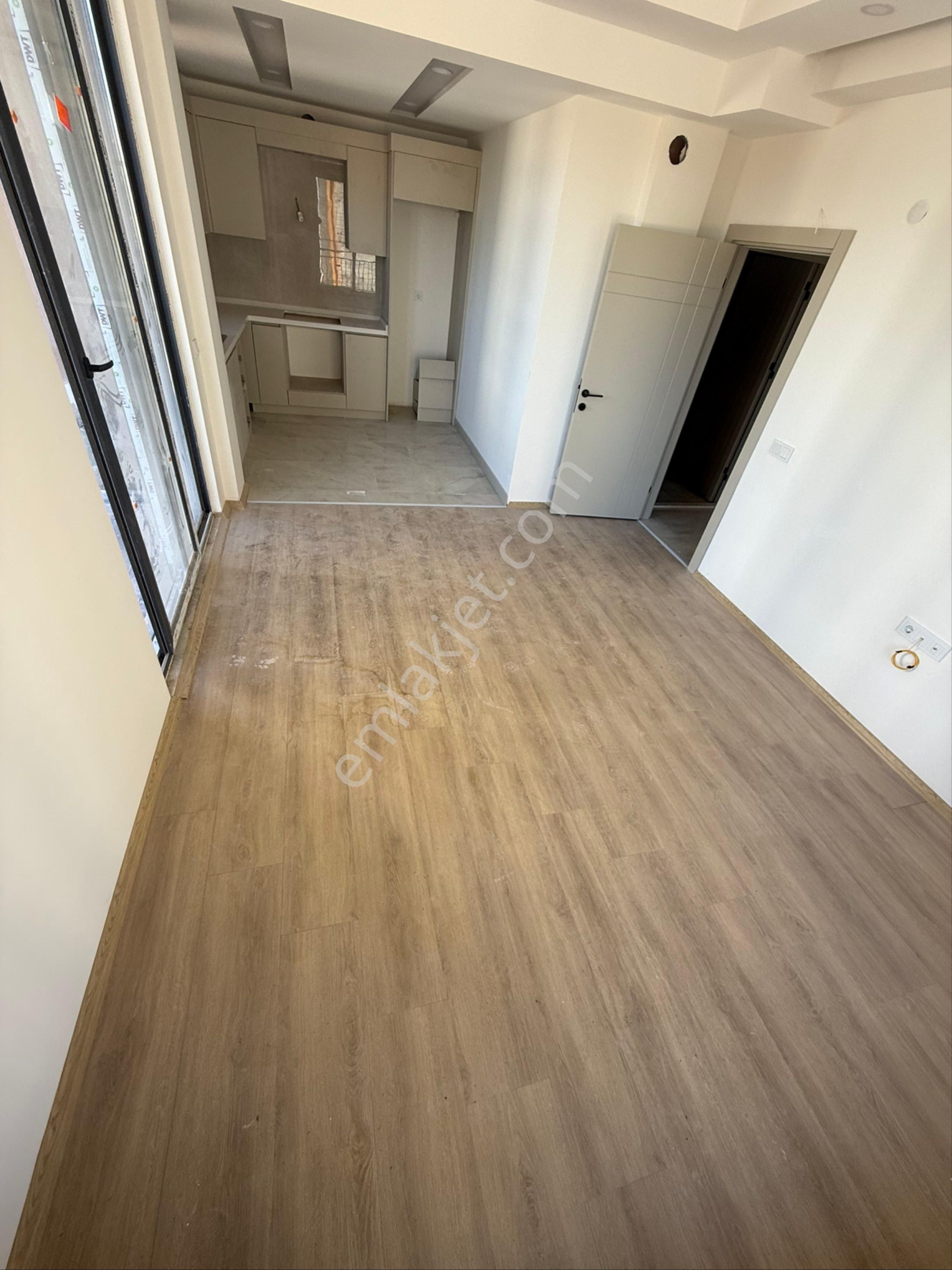 Mazıdağı Şehir Hastane Manzaralı 1+1 Katta Sıfır Lüks Daire - Görsel 12