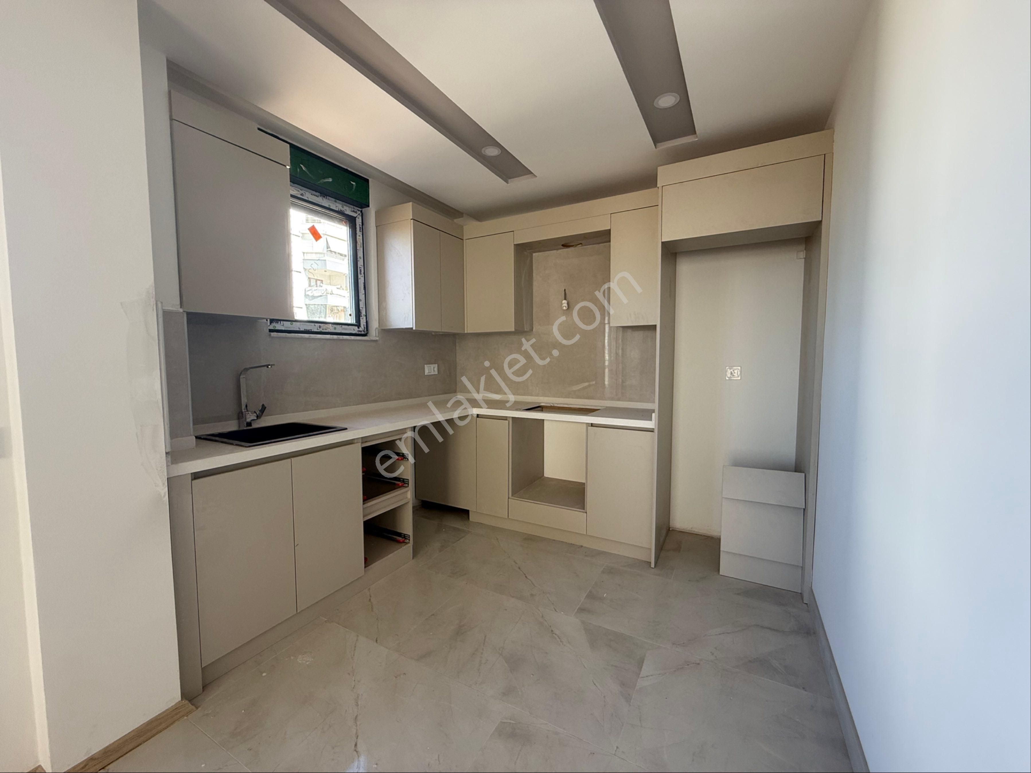 Mazıdağı Şehir Hastane Manzaralı 1+1 Katta Sıfır Lüks Daire