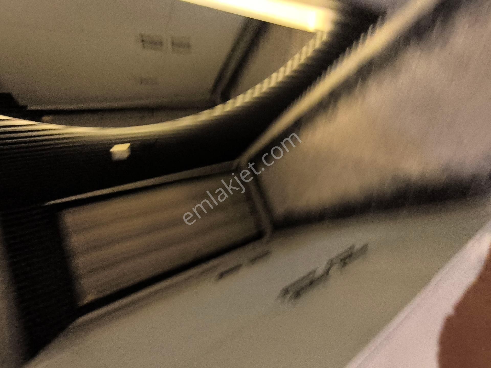 Demirhan Emlak'tan Mükemmel İşçilikli 3+1 - Görsel 11