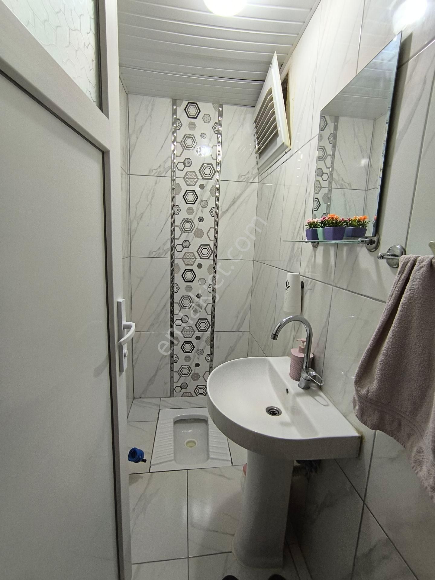 Demirhan Emlak'tan Mükemmel İşçilikli 3+1 - Görsel 16