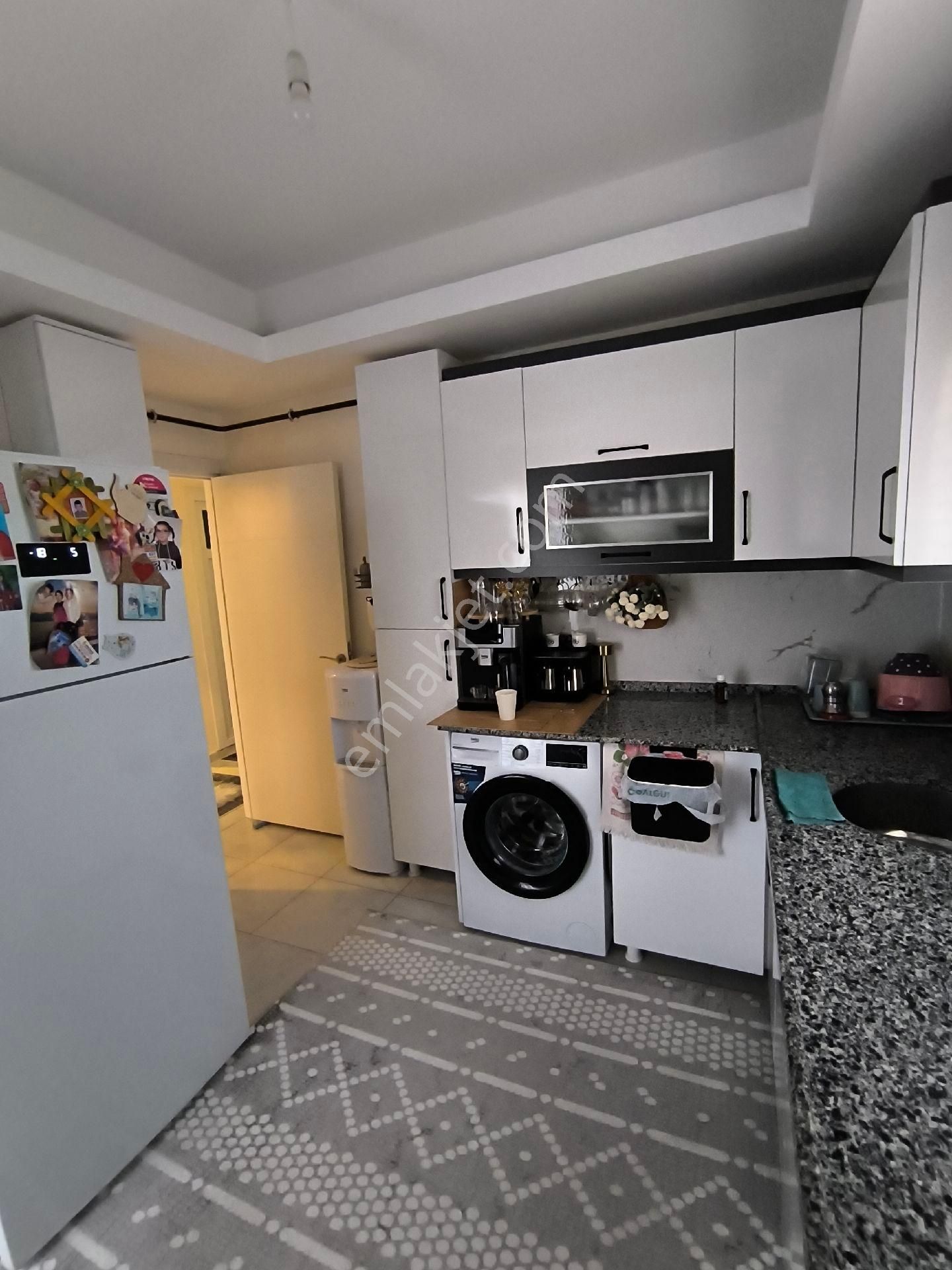 Demirhan Emlak'tan Mükemmel İşçilikli 3+1 - Görsel 8