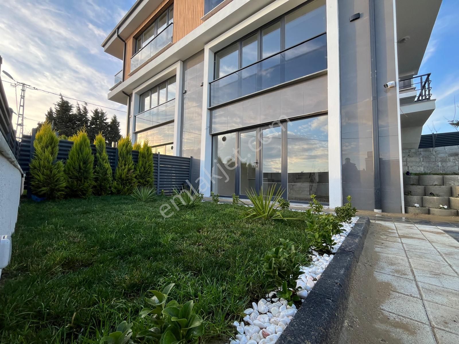 Turyaptan Silivri Cumhuriyet Mahallesinde 4+1 130 M2 Satılık Villa - Görsel 4