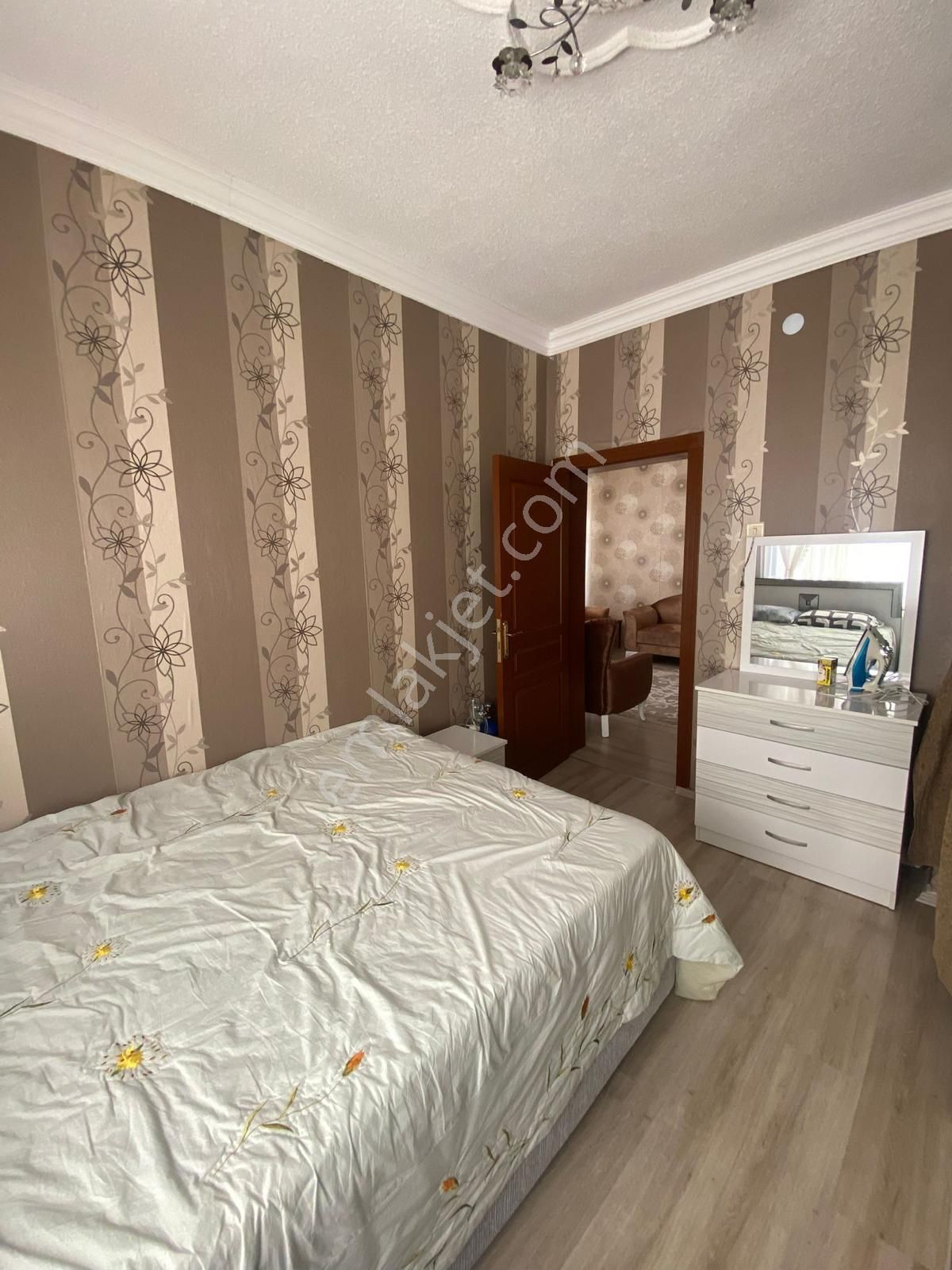 Tepebaşı Mahallesi'nde Yapılı Geniş 3+1 Daire! - Görsel 10