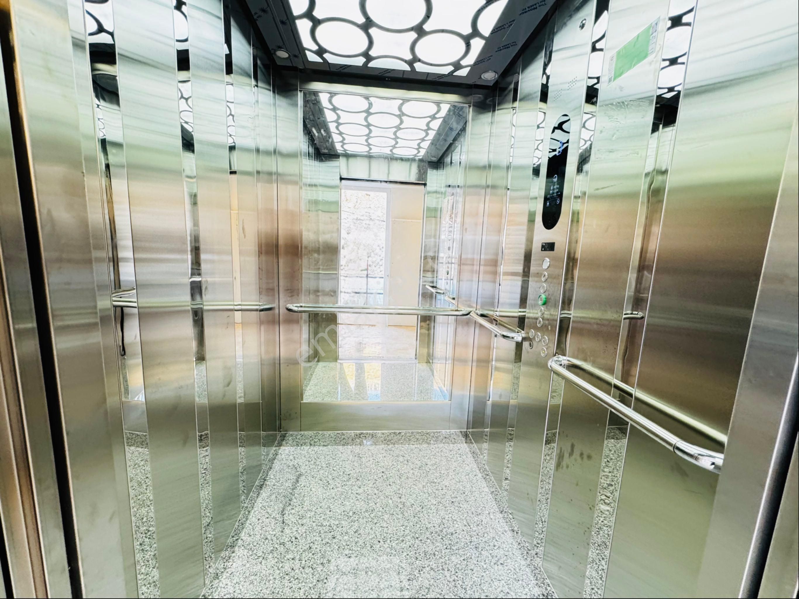 Akbükte Satılık 2+1 Bahçe Katı Daire - Görsel 4