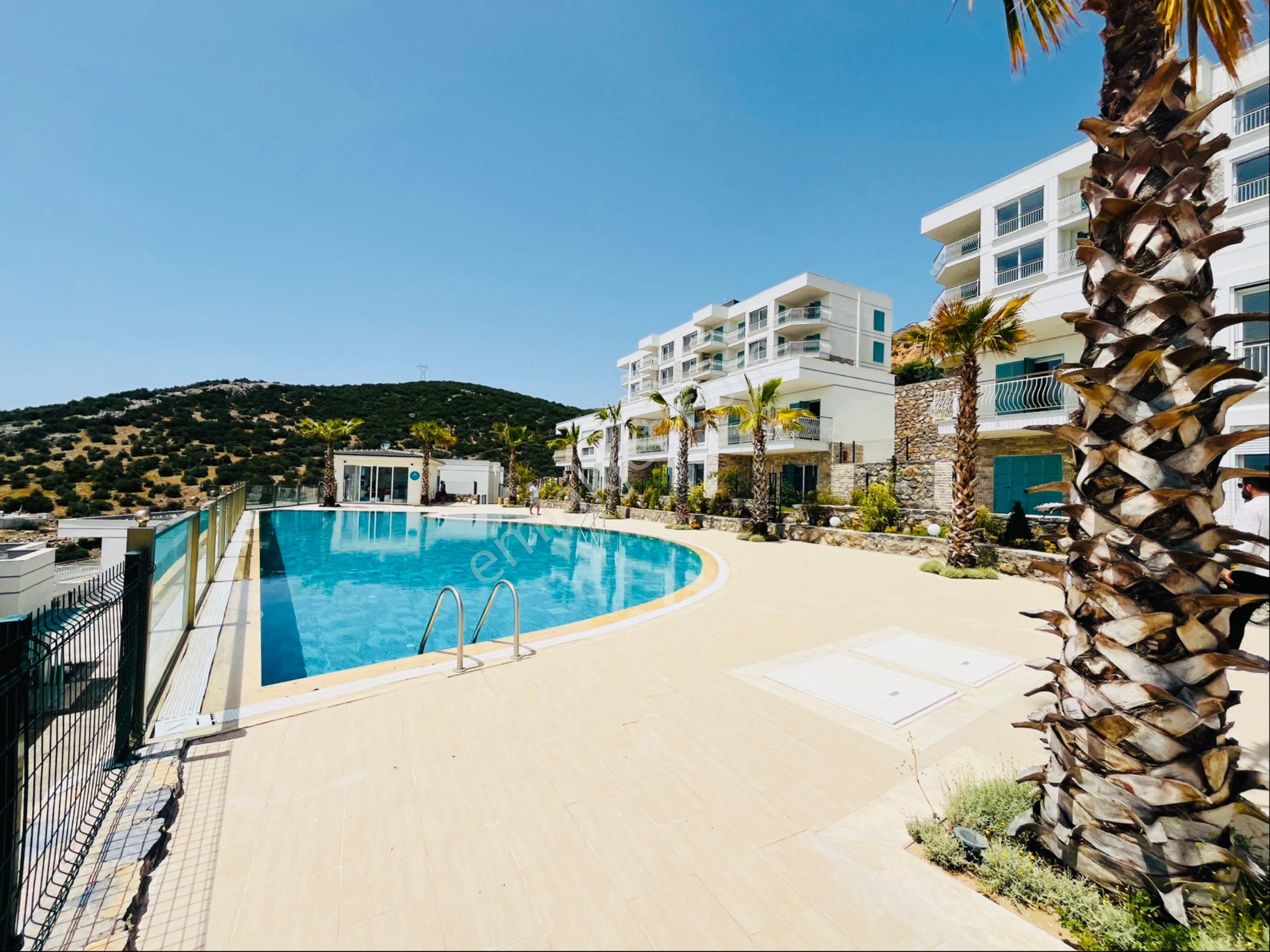 Akbükte Satılık 2+1 Bahçe Katı Daire - Görsel 35