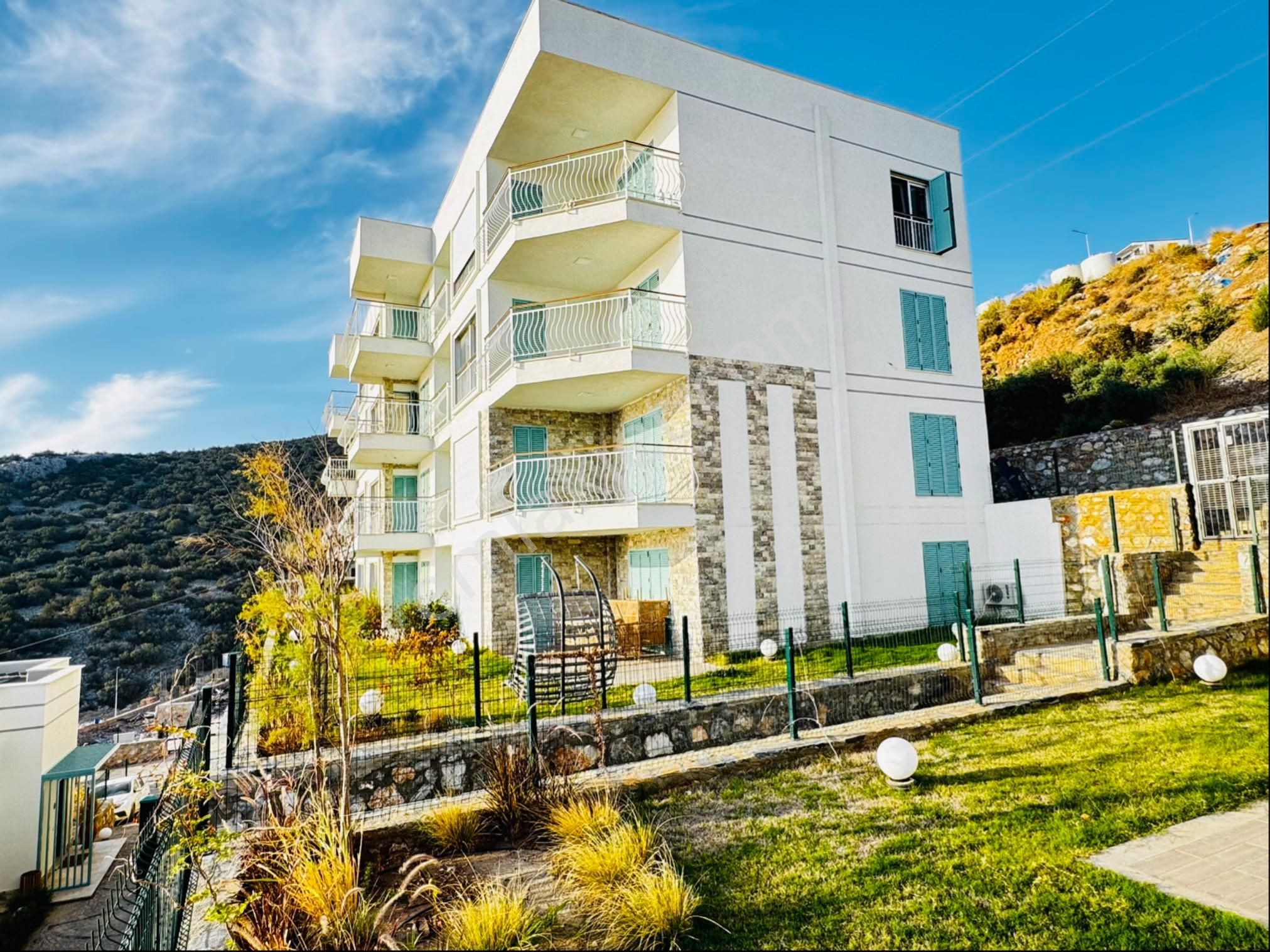 Akbükte Satılık 2+1 Bahçe Katı Daire - Görsel 7