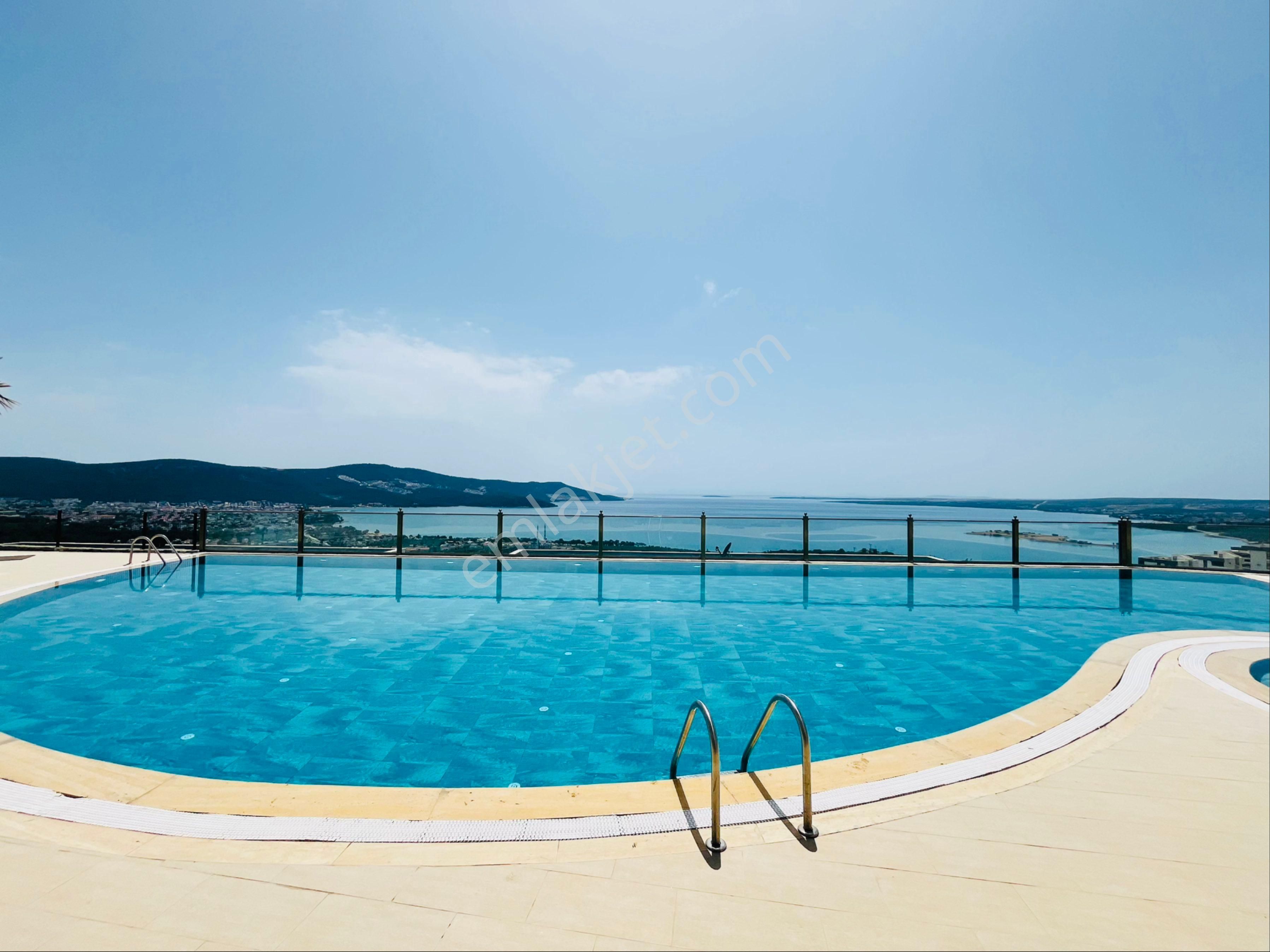 Akbükte Satılık 2+1 Bahçe Katı Daire - Görsel 33