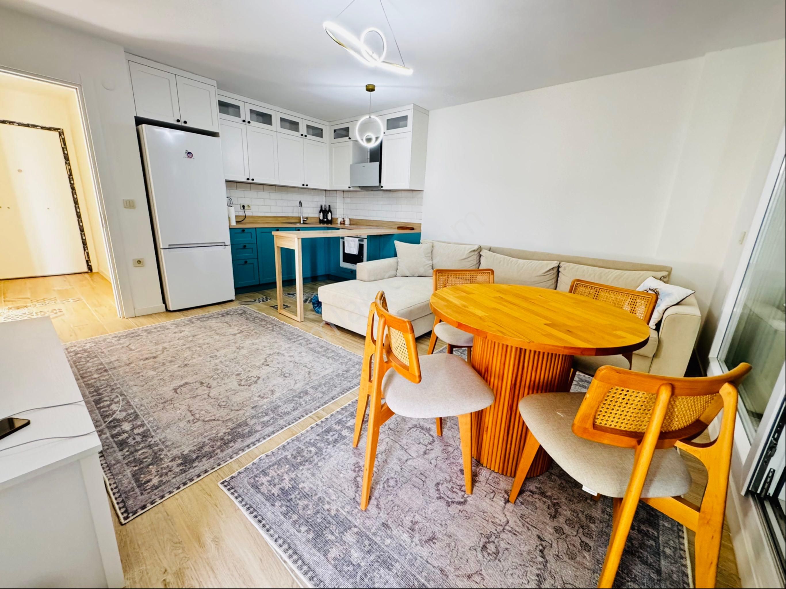 Akbükte Satılık 2+1 Bahçe Katı Daire - Görsel 21