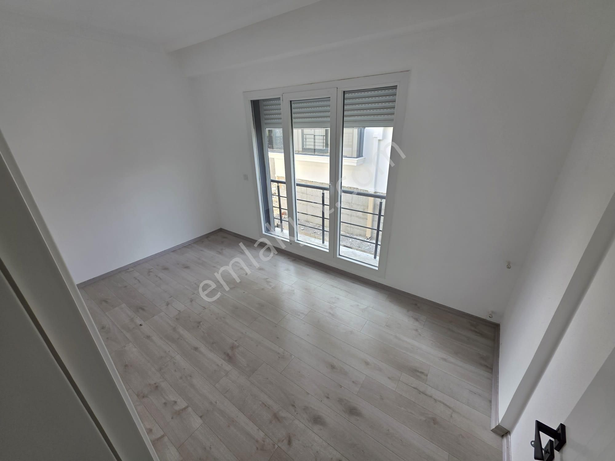 Irmaksudan Gürede Doğa Manzaralı 3+1 Bahçe Kullanımlı 3 Katlı Villa - Görsel 27