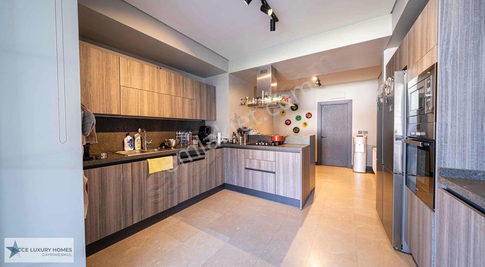 Acarkentte Satılık Tek Yetkili İki Aile Kullanımına Uygun Villa - Görsel 14