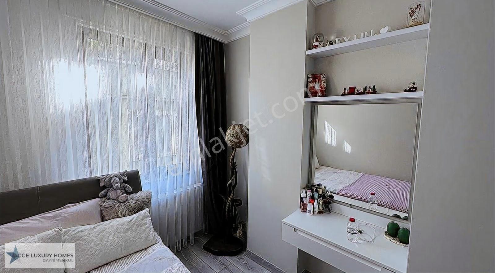 Çekmeköy De Fırsat Ana Lakosyonlara Yakın Daire - Görsel 16