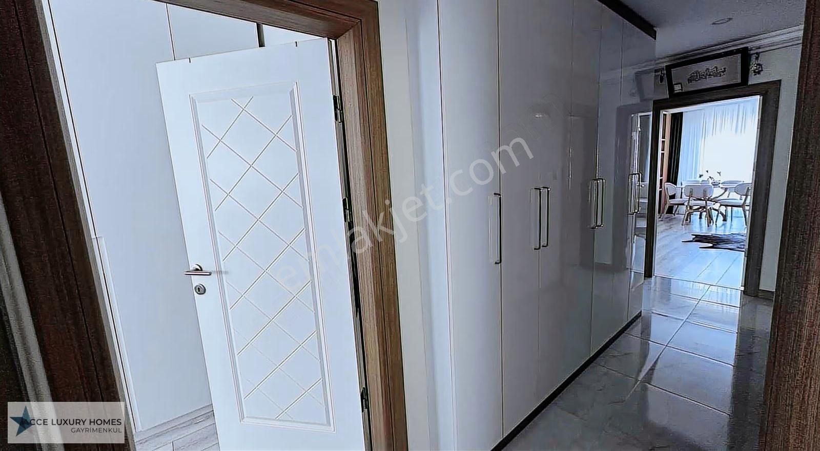 Çekmeköy De Fırsat Ana Lakosyonlara Yakın Daire - Görsel 11