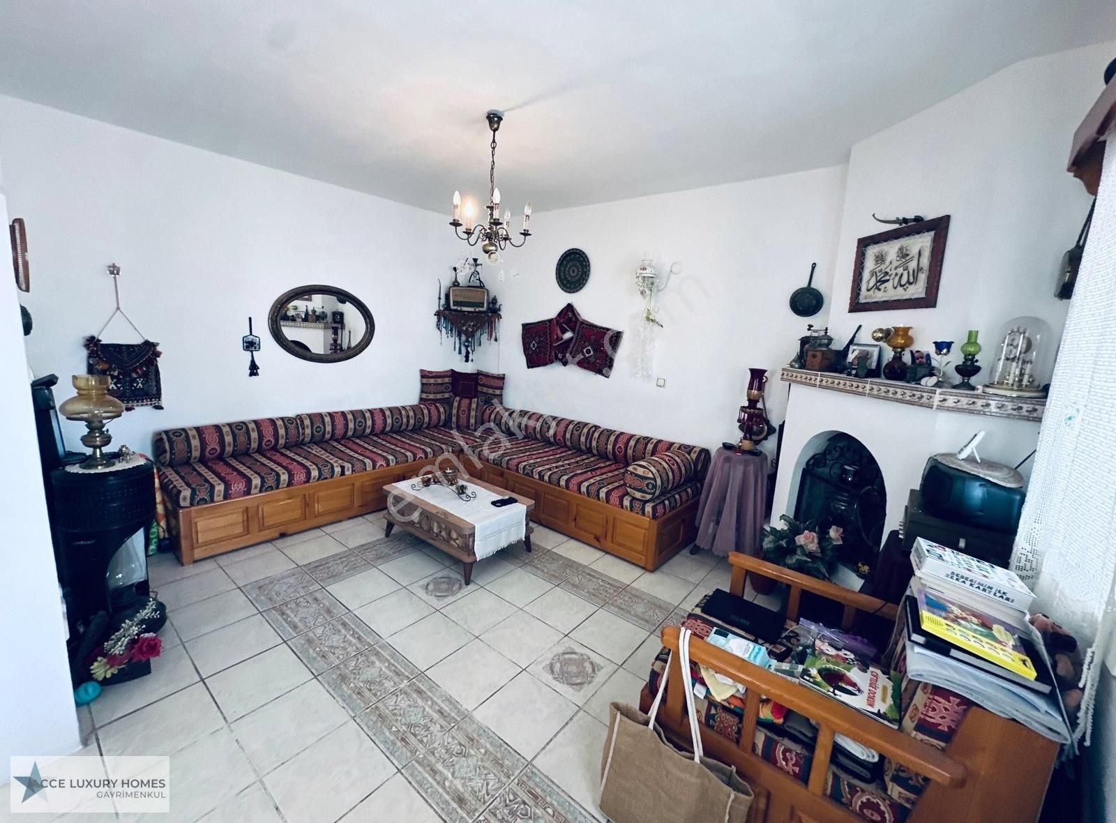 Türkbükünün En Seçkin Mahallede Denize 50 Metre Mesafede 4+2 Ev - Görsel 12