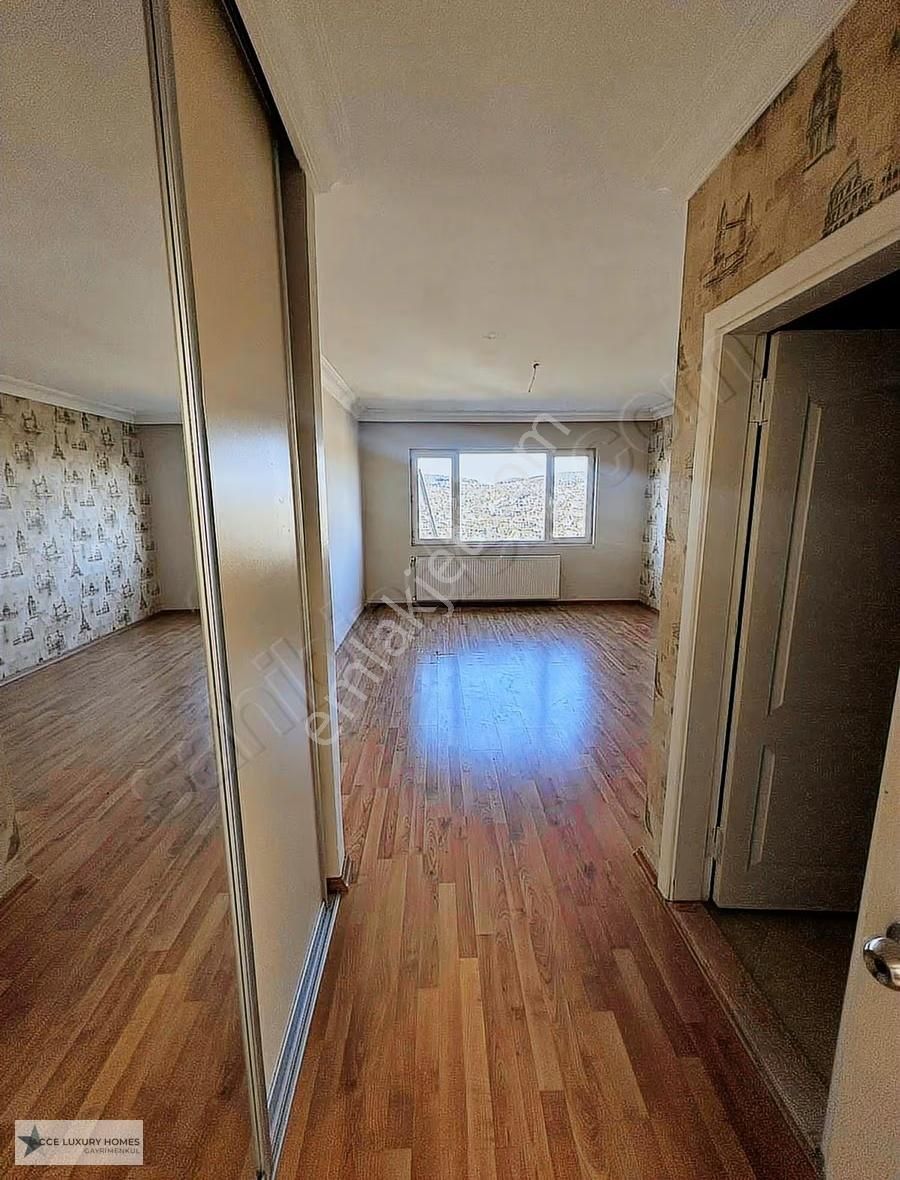 Acarlar'da 5+1 Boğaz Manzaralı Masraflı Kiralık Tripleks - Görsel 23