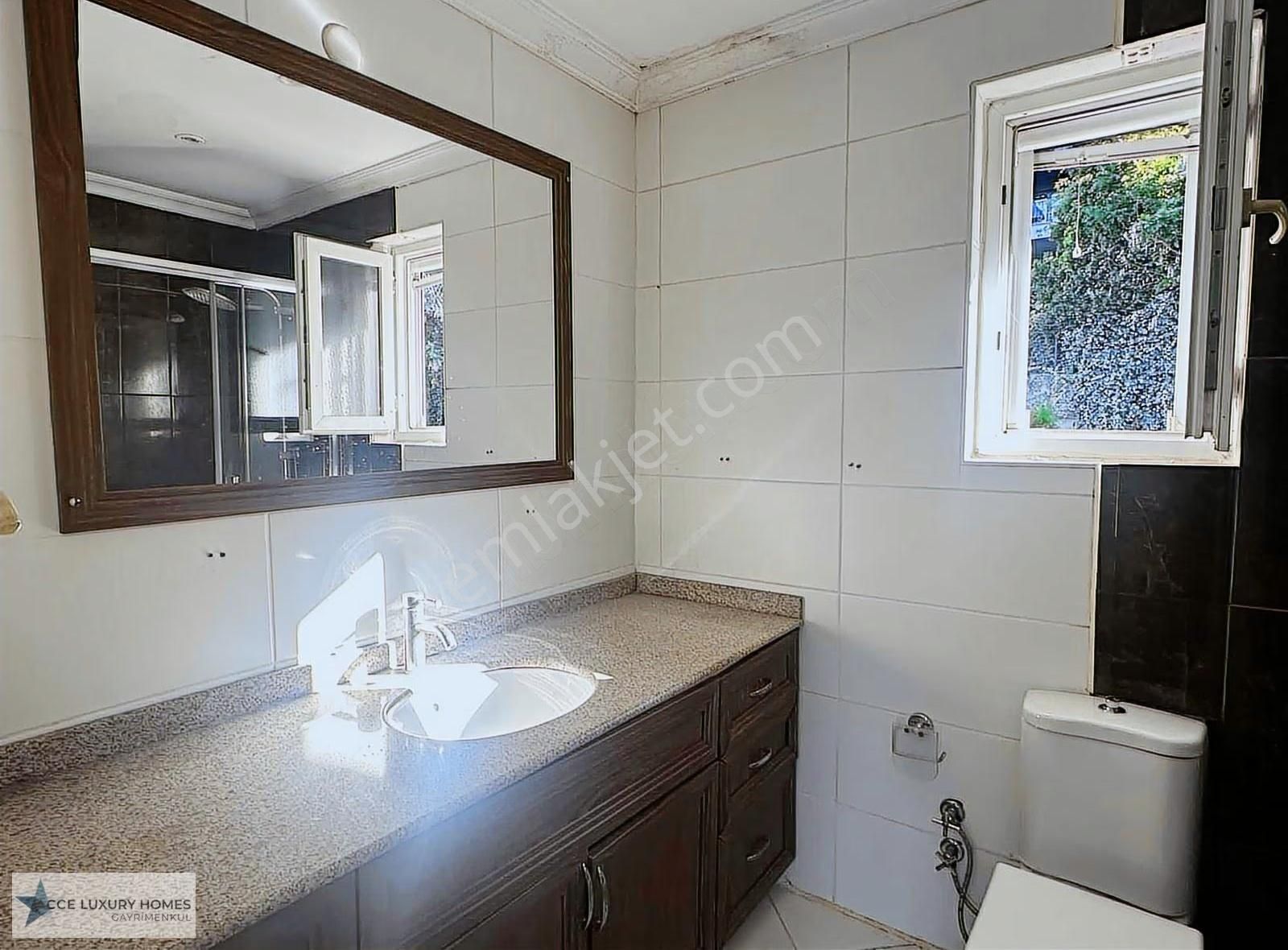 Acarlar'da 5+1 Boğaz Manzaralı Masraflı Kiralık Tripleks - Görsel 14