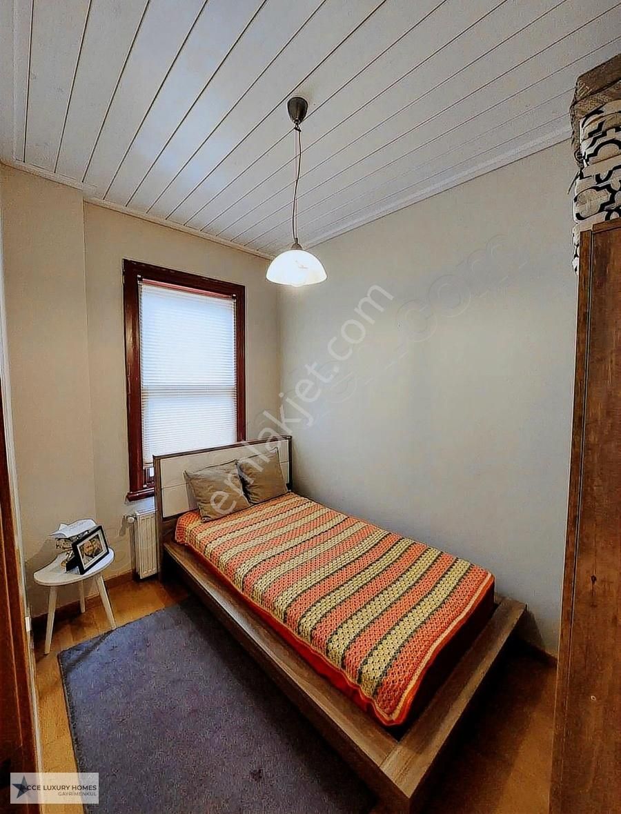 Beykoz Paşabahçe'de Yenilenmiş Bahçeli Müstakil Kiralık Köşk - Görsel 4