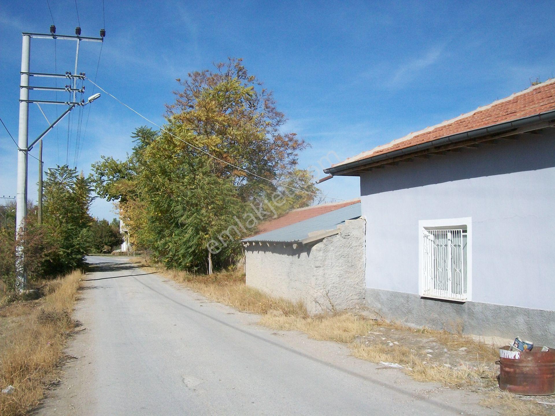 Cahı Mahallesi Adana Konya Yolu Üzerinde Pancar Koop.binasına Yakın - Görsel 3