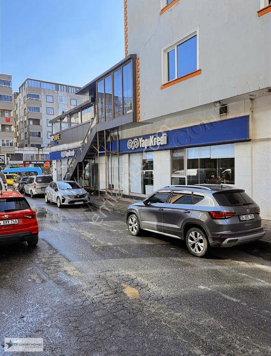 Çekmeköy' De Kurumsal Kiracılı İş Yeri