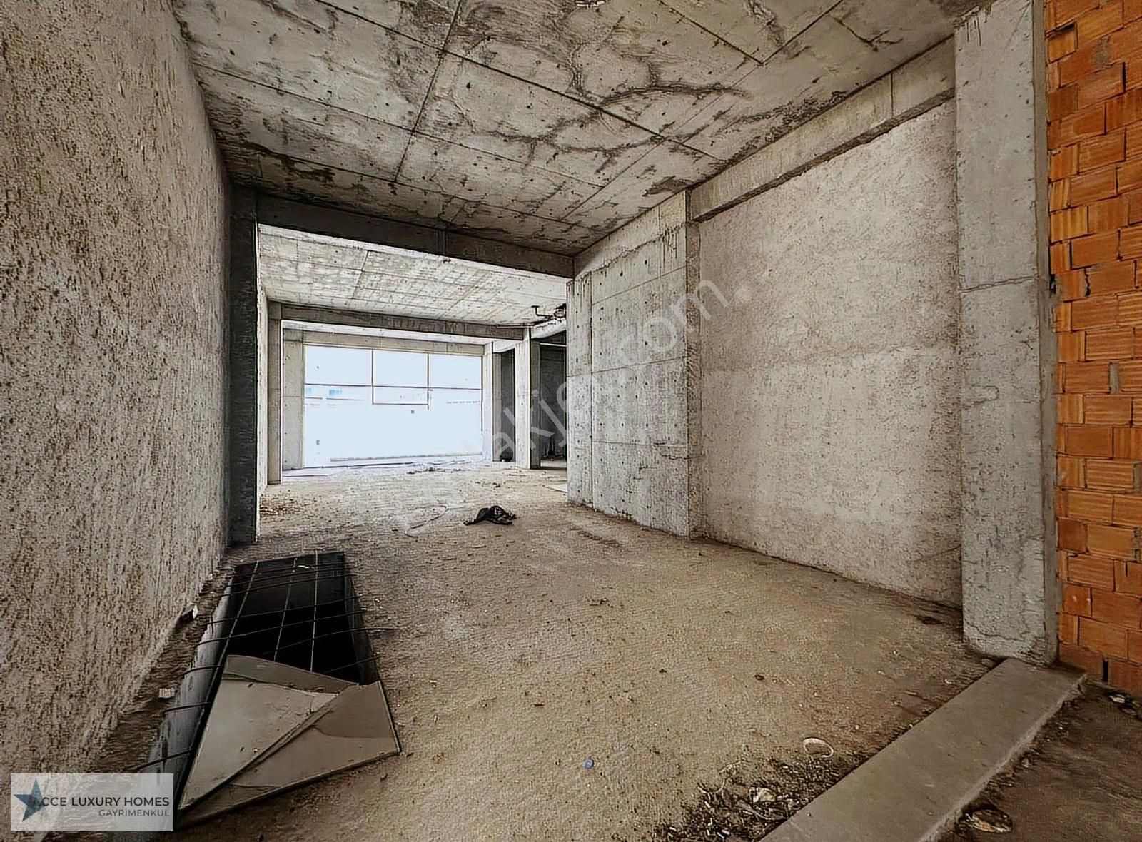 Acce Luxury Homes'tan Merkezi Lokasyonda Kiralık 12 Adet Dükkan - Görsel 2