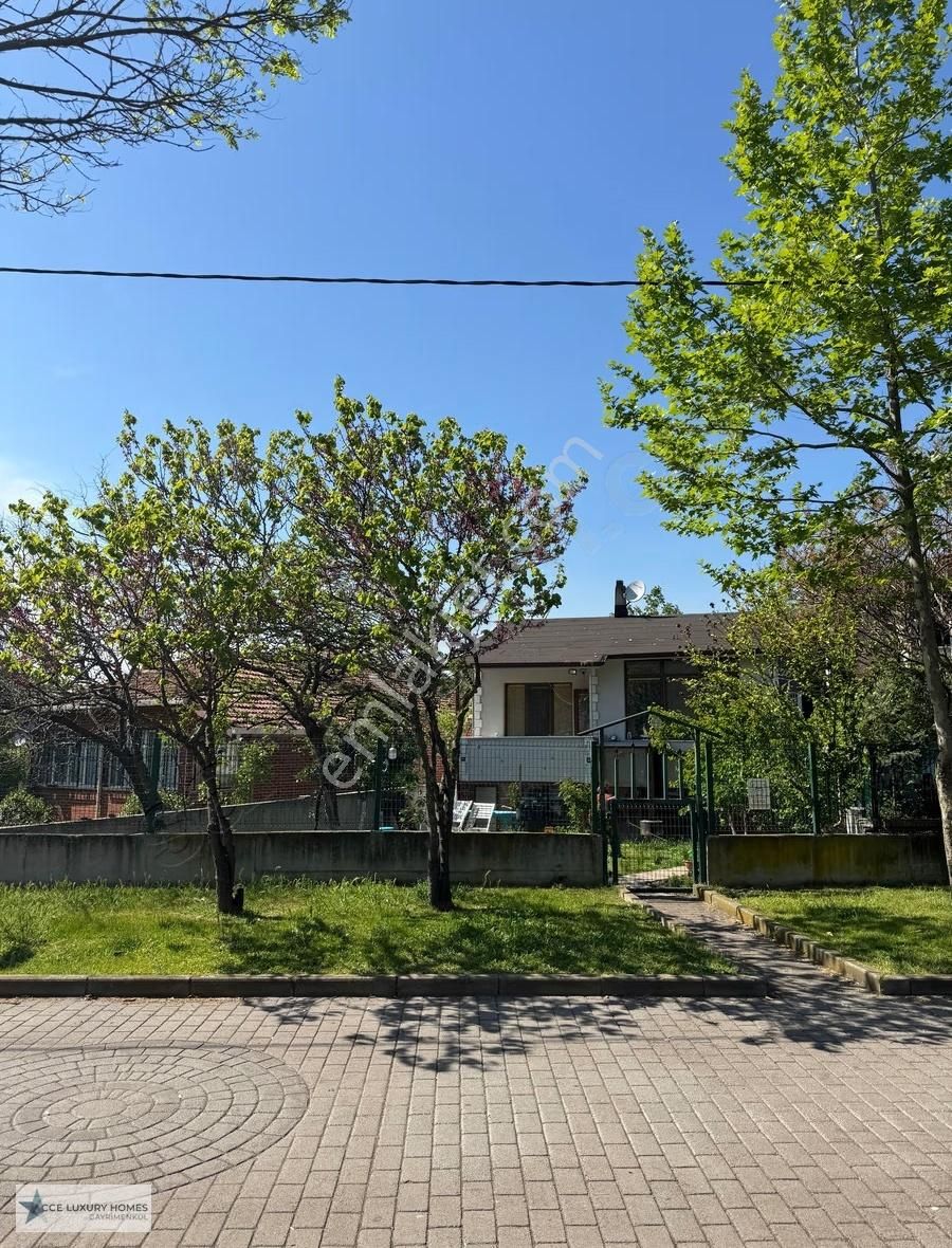 Tütünçiftlik Sahilinde Bahçeli Ve Doğal Yaşam İçinde Müstakil Ev