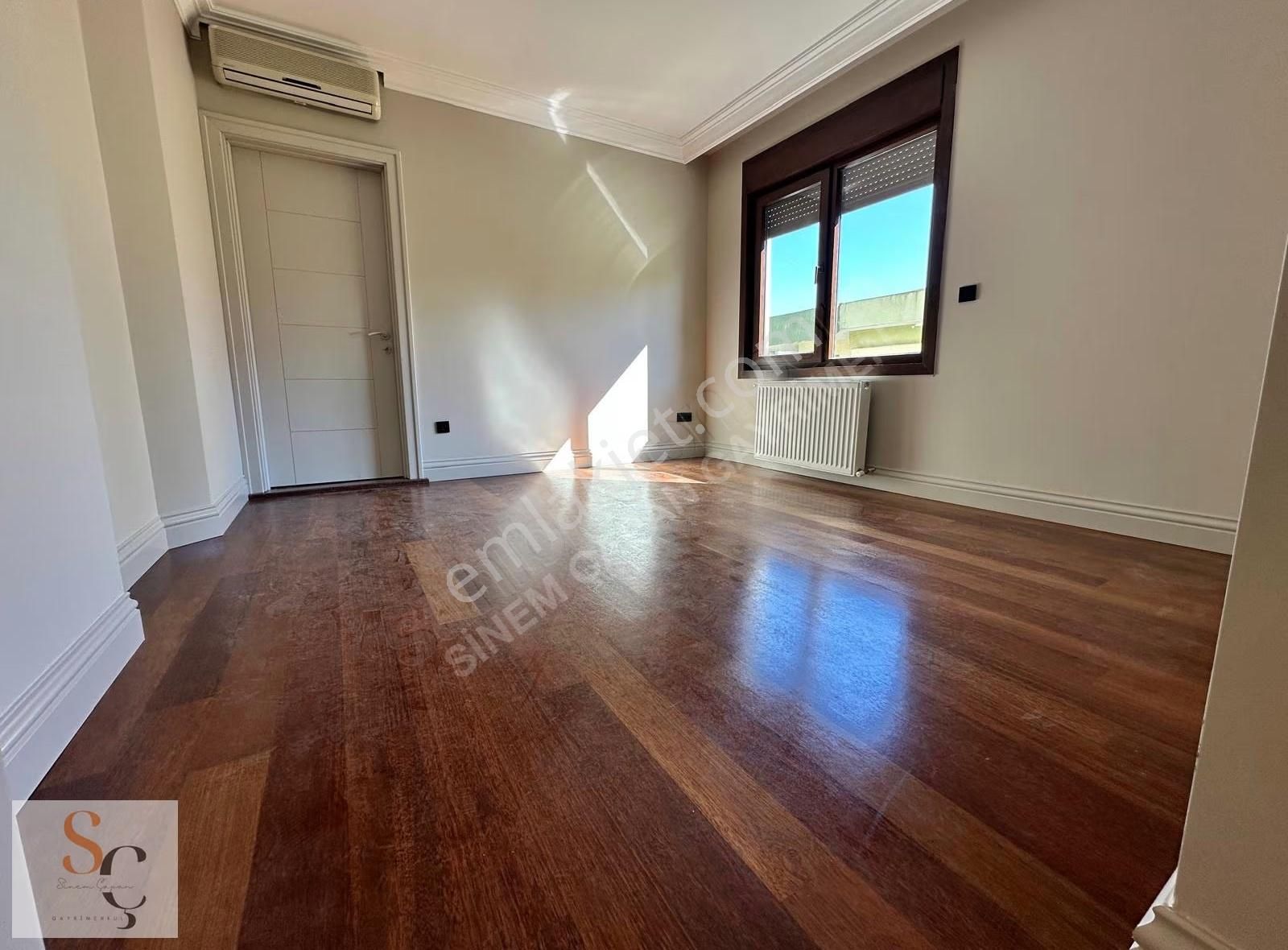 Göztepe Oyuncak Müzesi Sokağında 4+1 Mimari Dekorlu Katta Tek - Görsel 2