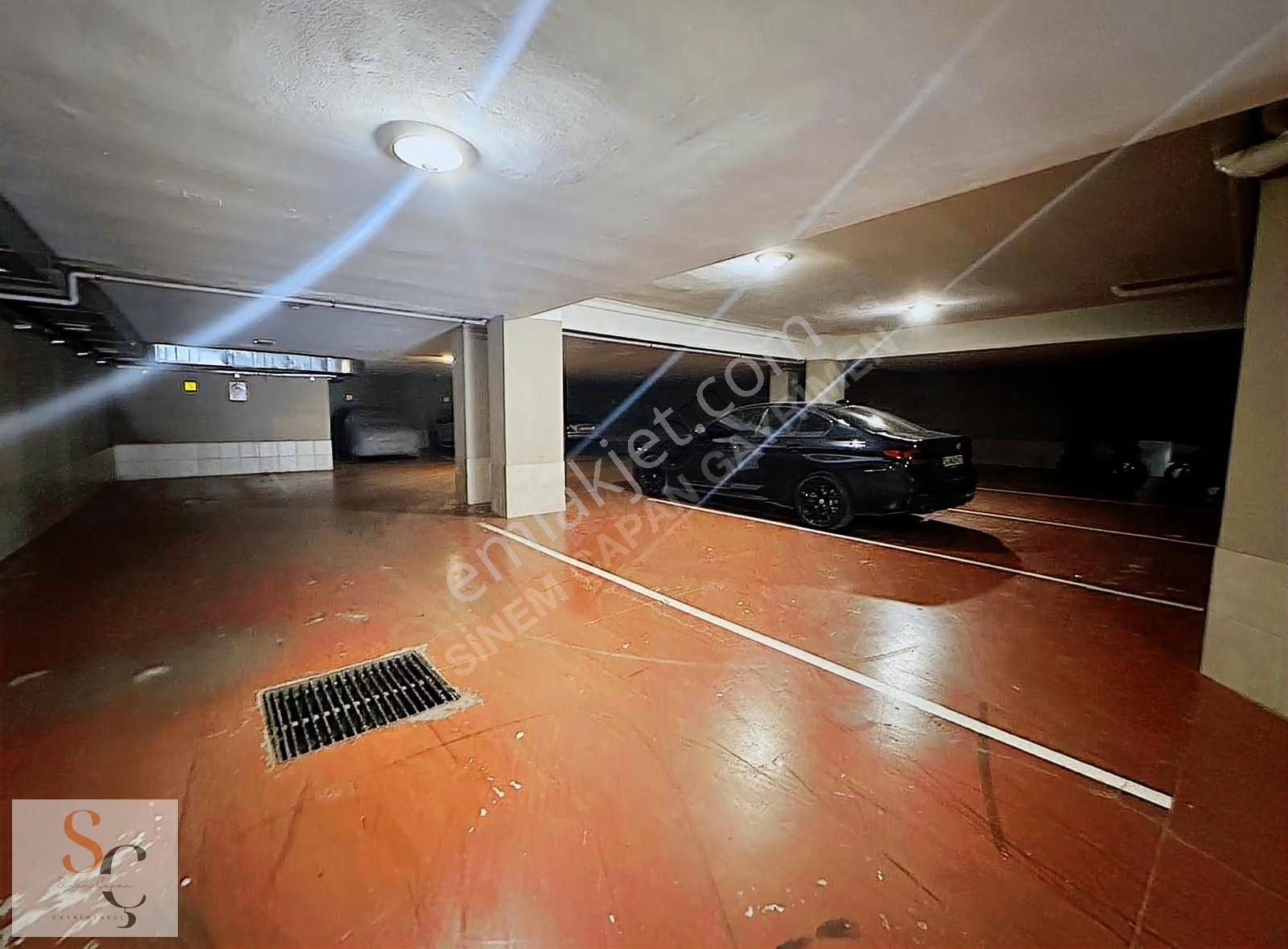 Göztepe Oyuncak Müzesi Sokağında 4+1 Mimari Dekorlu Katta Tek - Görsel 22