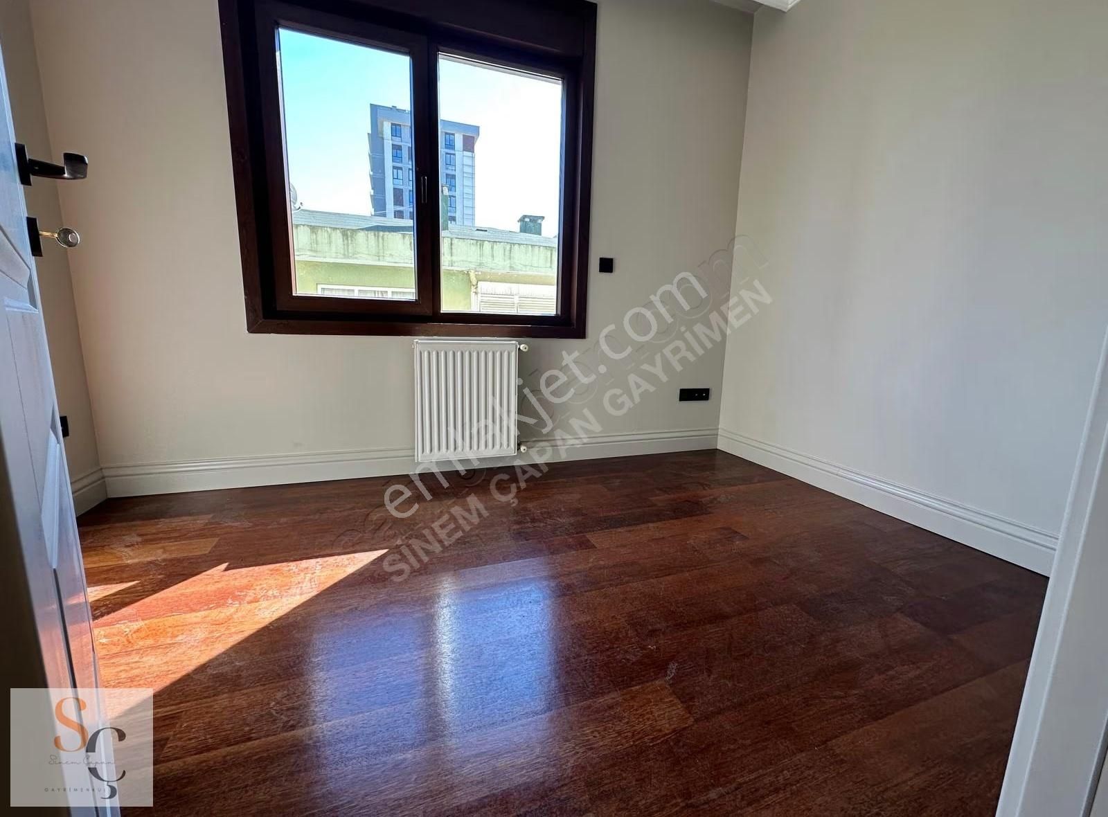 Göztepe Oyuncak Müzesi Sokağında 4+1 Mimari Dekorlu Katta Tek - Görsel 14