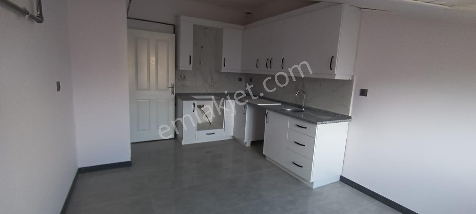 Ender Uysal Gayrimenkulden Pelitlibağda Satılık 4+2 Tek Tapu Çift Daire..