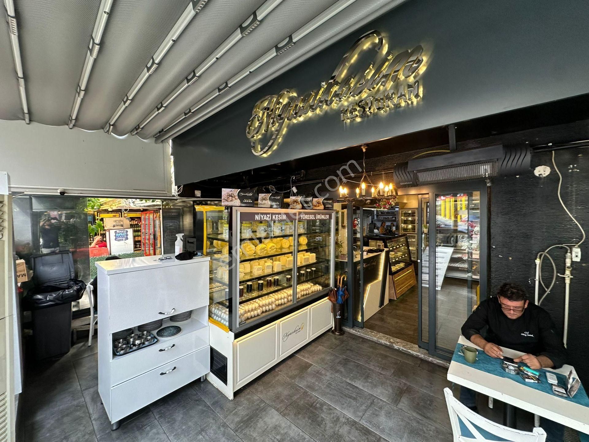 Bostanlı’nın Göbeğinde Devren Kiralık Göz Alıcı Restoran - Görsel 13