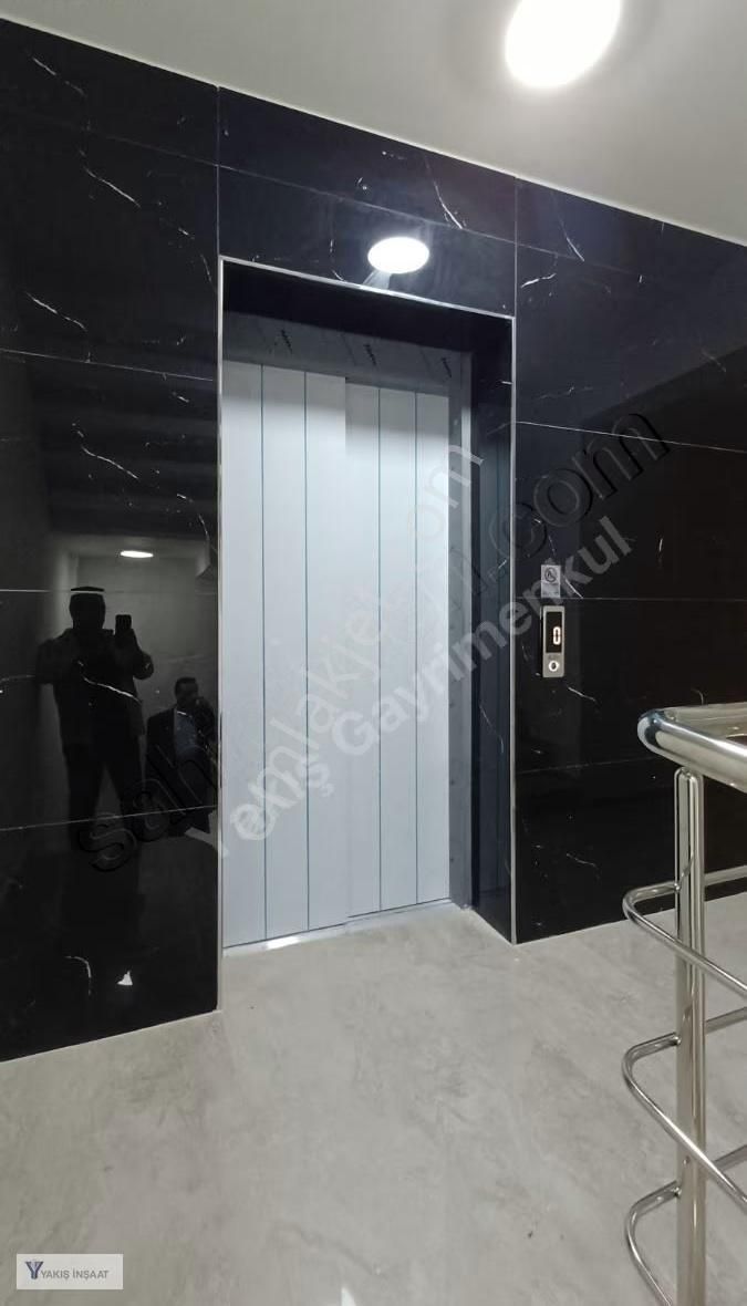 Bozyaka Hastane Yakını 1+1 Sıfır Daıreler - Görsel 6