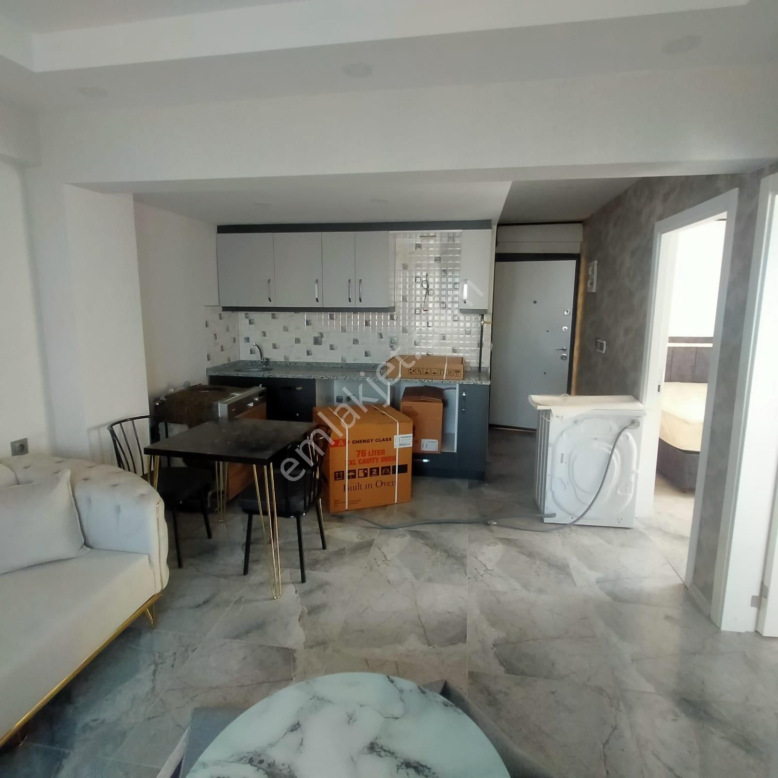 Ender Uysal Gayrimenkulden Zeytinköyde Satılık Sıfır Eşyalı 2+1 Apart...