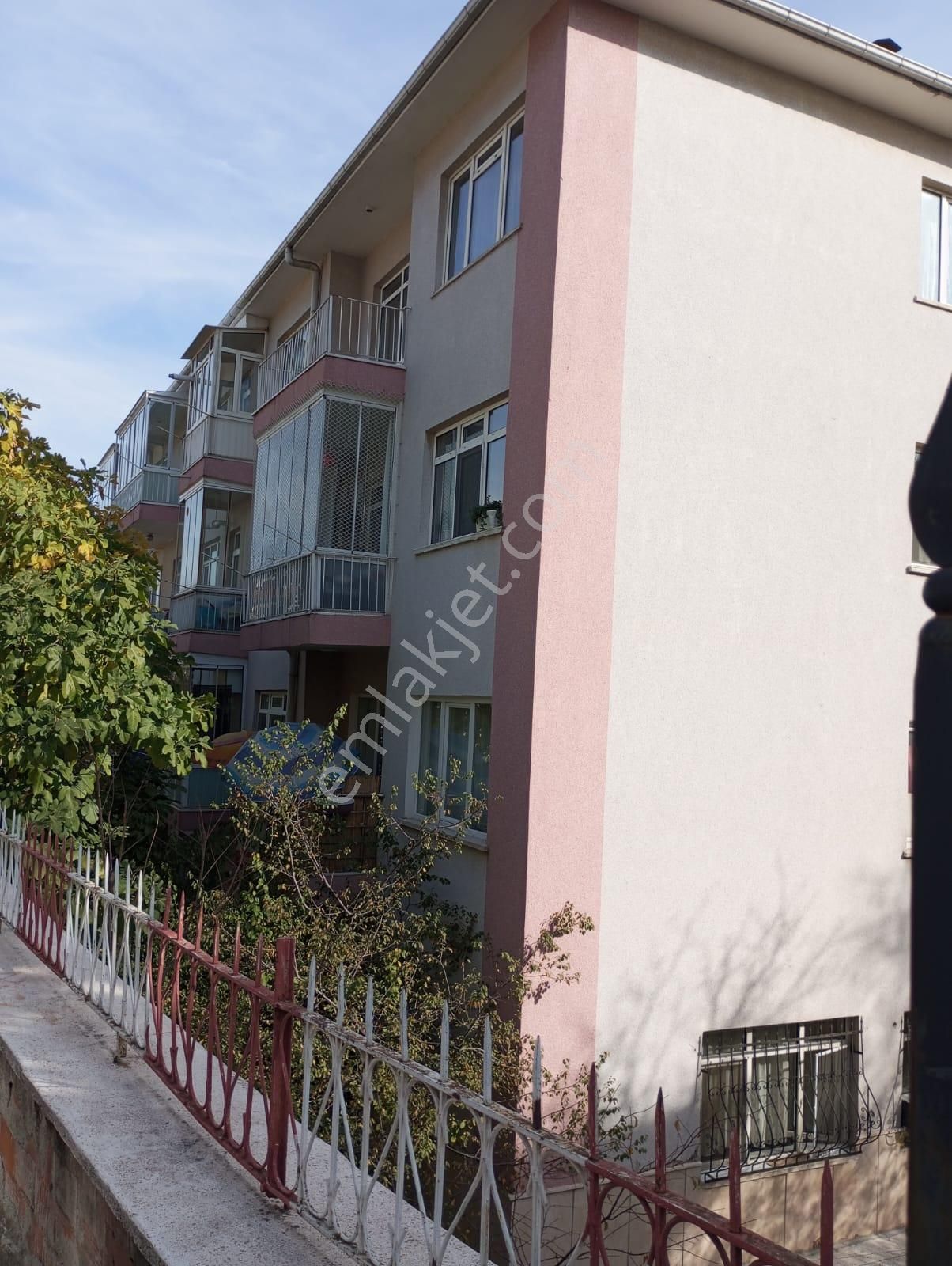 Neon Dan Aşagı Eglencede Bagımsız Salon Orta Kat Güney Cephe Kiralık - Görsel 10