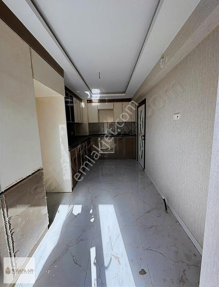 Yenimahallede Yeni Bina Oturuma Hazır Ara Kat Satılık 2+1 Daire - Görsel 11