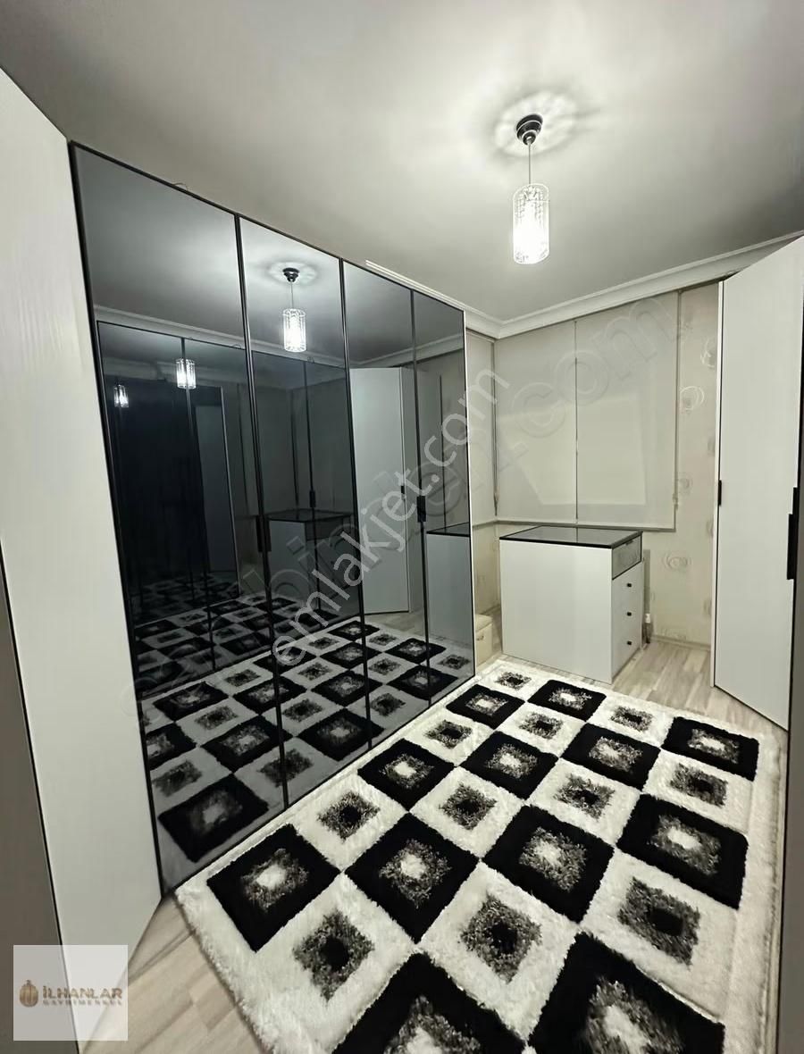 Avcılarda Yüzme Havuzlu Sitede Masrafsız 3+1 Katta Satılık Daire - Görsel 7