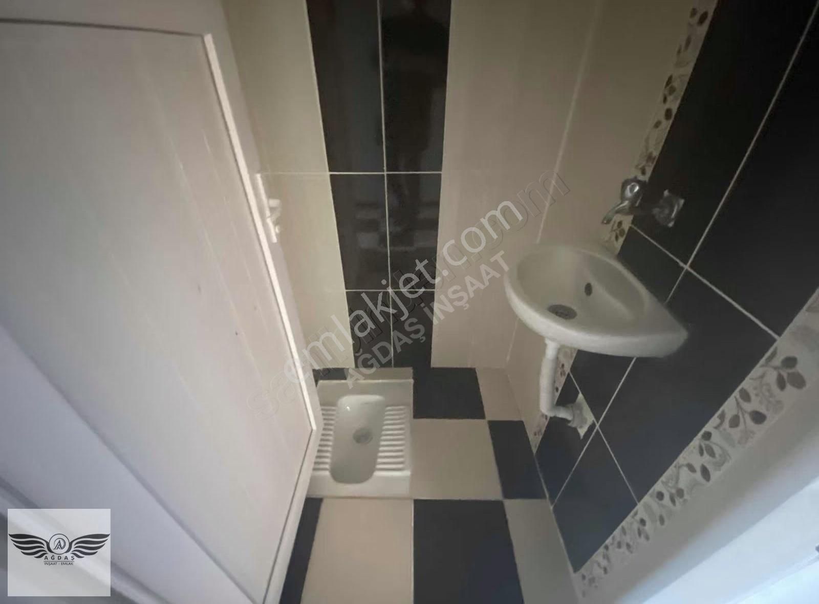 Merkezi Konumda 2+1 Ön Cehpe Ara Kat İskanlı Satılık Daire - Görsel 14
