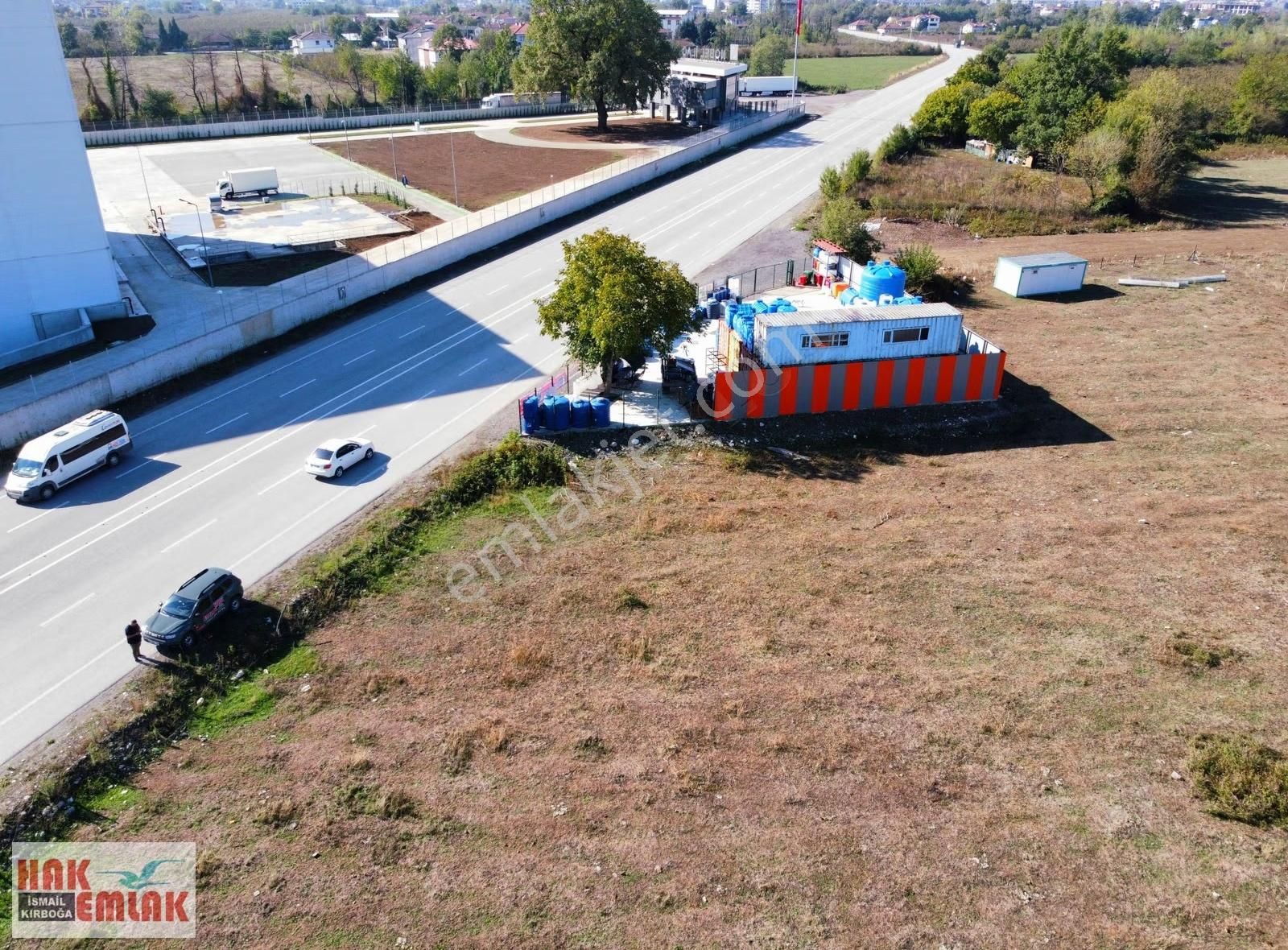 Hak Emlaktan Arapçiftliği Mah.de Ticari/konut Kiralık 578m² Arsa - Görsel 24